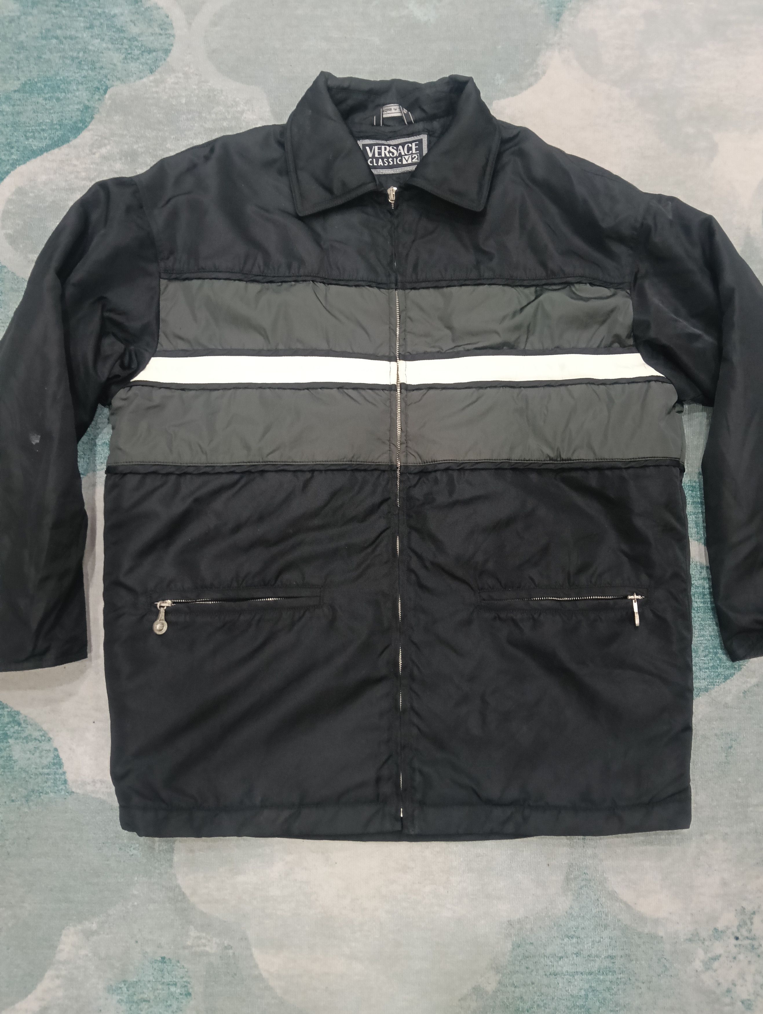 Versace × Vintage Versace Classic V2 Jacket Size US L / EU 52-54 / 3 - 2 Thumbnail