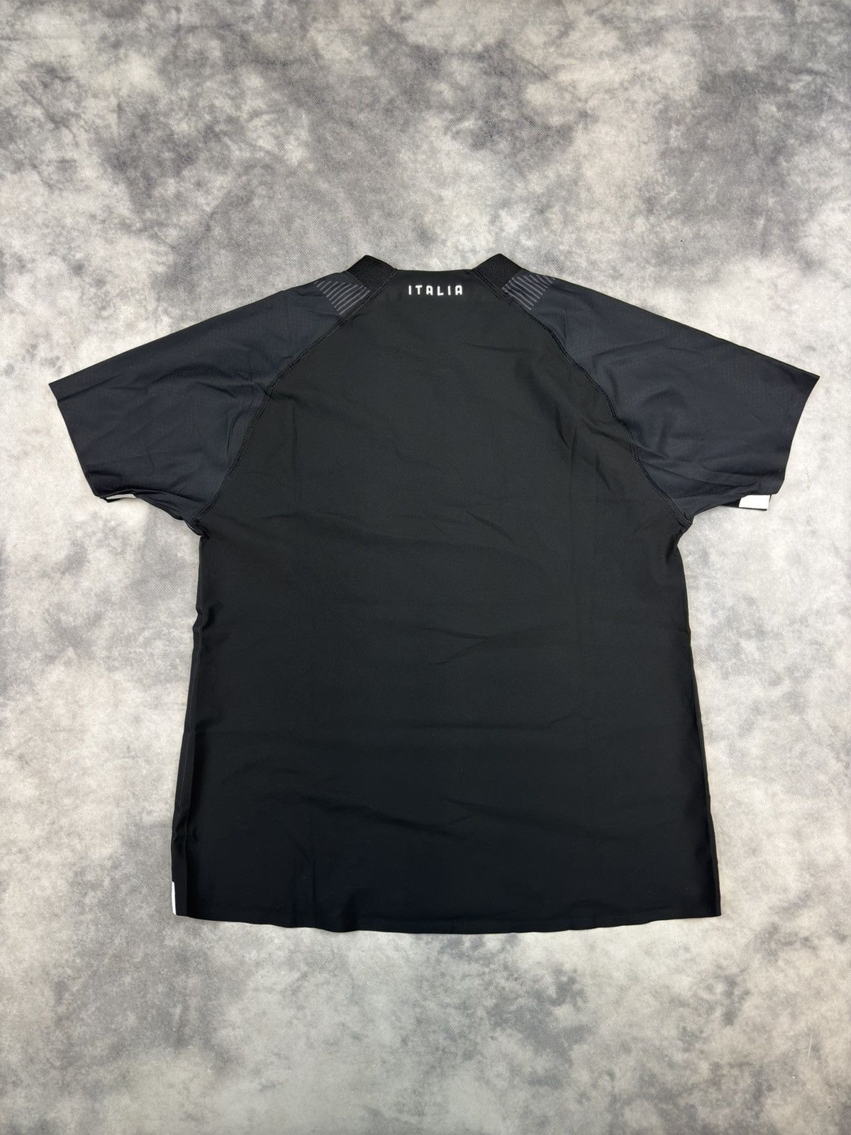 Puma Puma Italy Ultraweave 2020 21 SAMPLE soccer jersey rare Size US XL / EU 56 / 4 - 10 Thumbnail