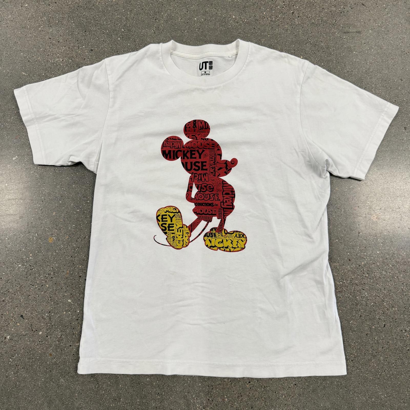 Uniqlo Uniqlo Mickey Stands UT Shirt Short Sleeve Unisex Japan - S Size US S / EU 44-46 / 1 - 3 Thumbnail