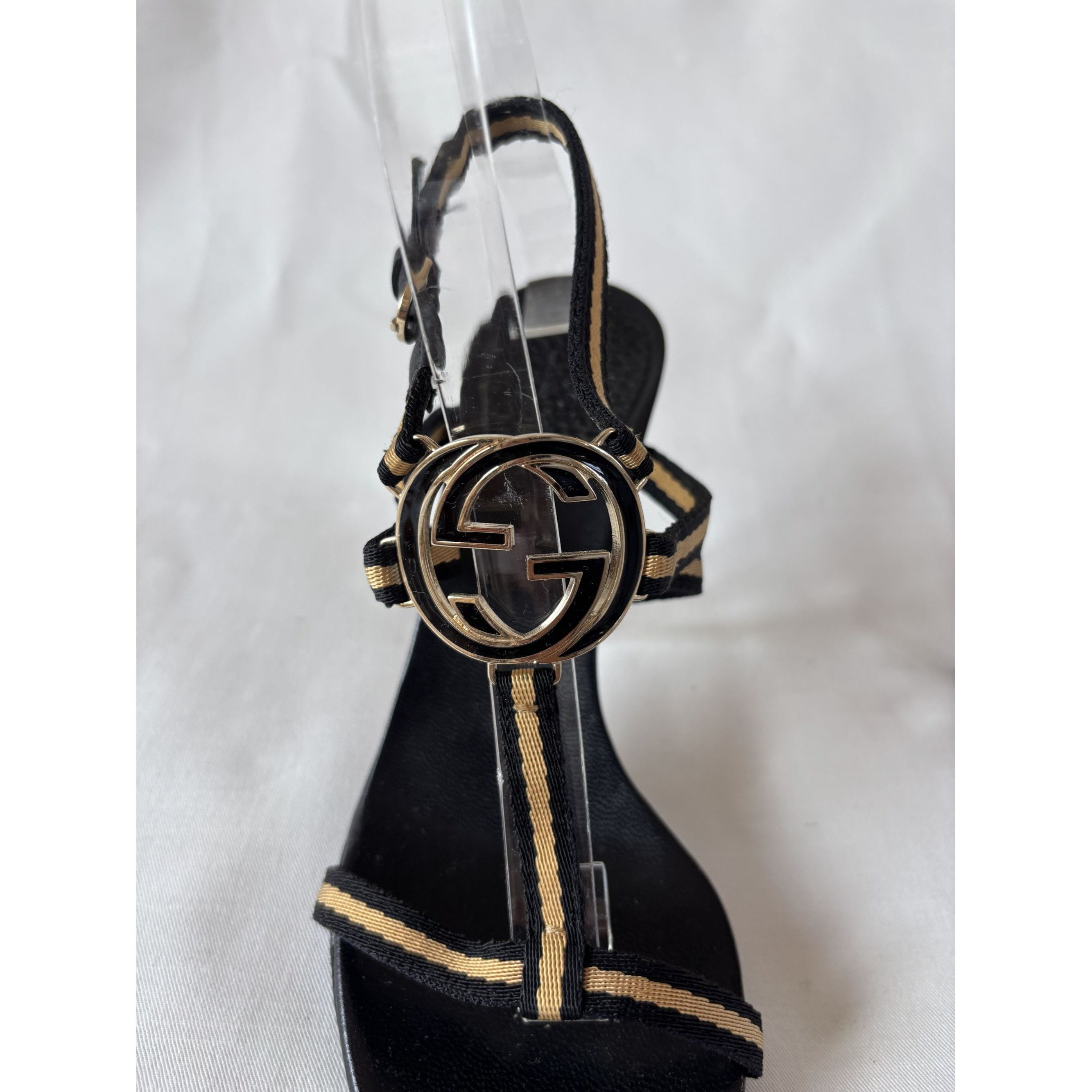 Gucci Gucci heeled sandals – black leather & gold GG logo Size US 8 / IT 38 - 5 Thumbnail