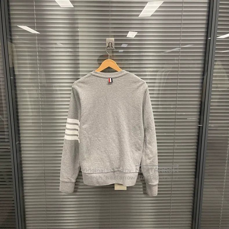 Thom Browne Thom Browne Classic Gray Four-Stripe Open-Front Cardigan Size US S / EU 44-46 / 1 - 2 Thumbnail
