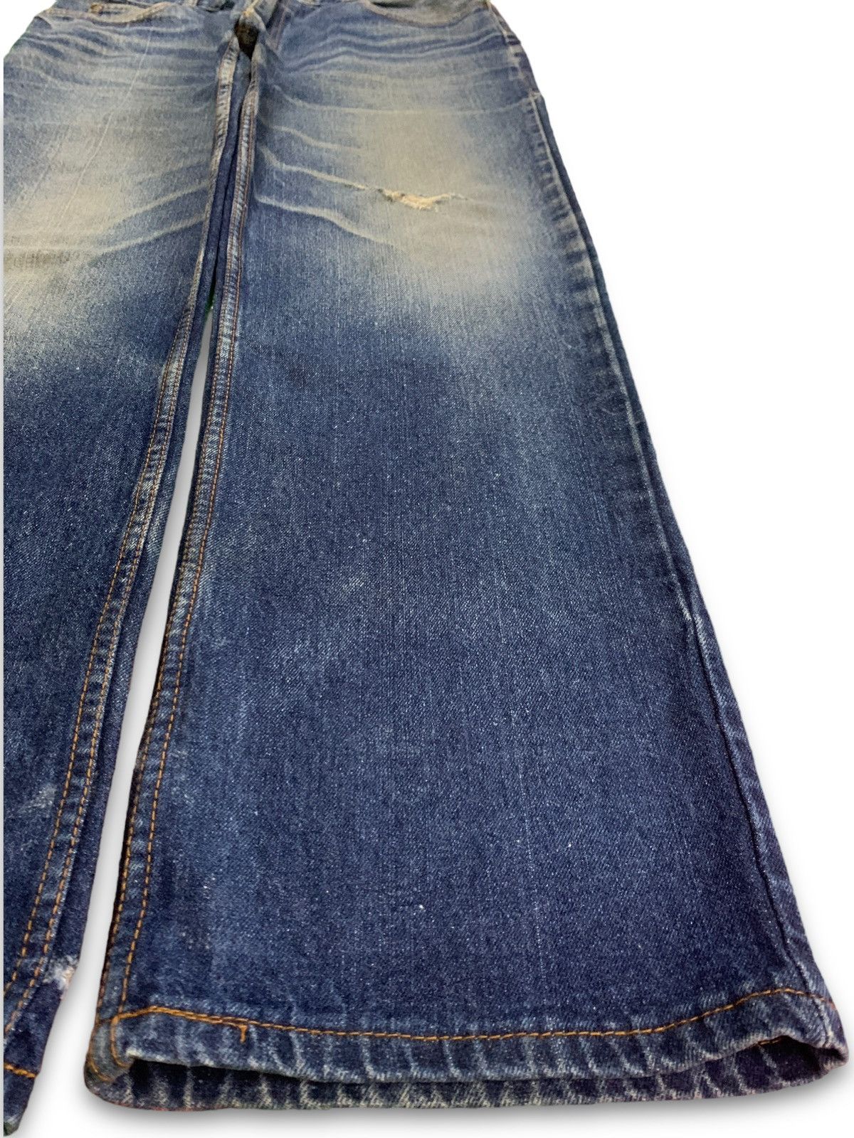 Japanese Brand Vintage Japanese Brand Mud Wash Distressed Baggy Jeans Size US 35 - 7 Thumbnail