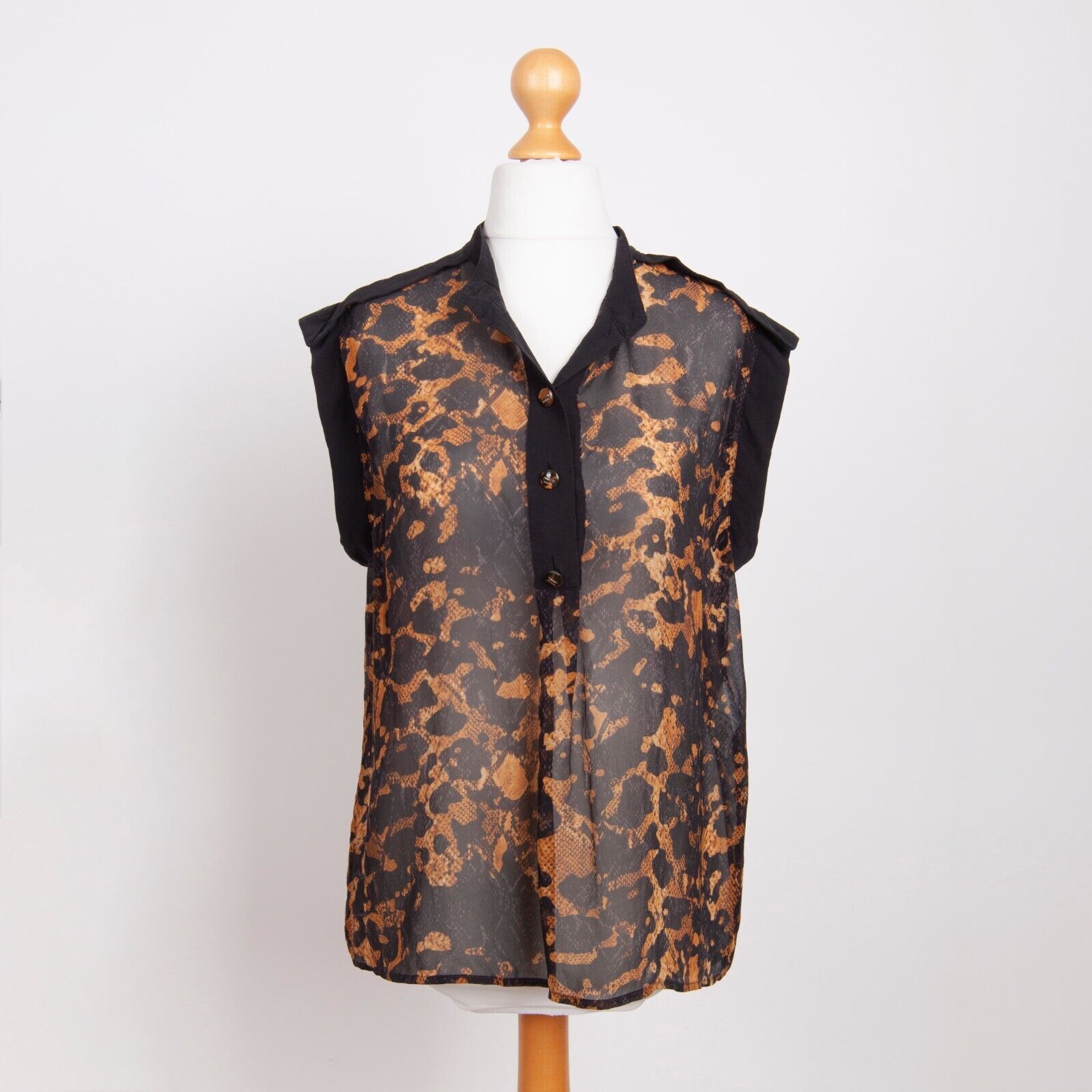 Escada Escada Silk Blouse Leopard Snake Pattern Vintage Size M / US 6-8 / IT 42-44 - 5 Thumbnail