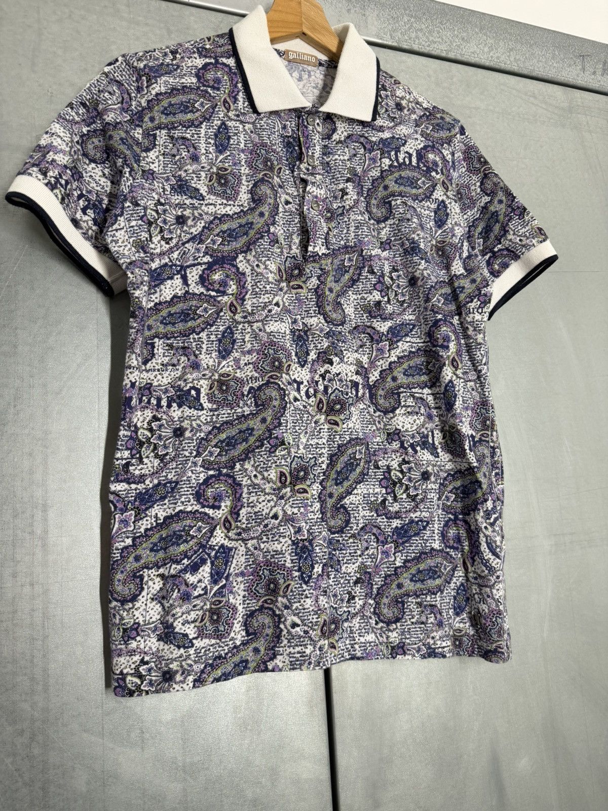 John Galliano Vintage 00s John Galliano Overprinted Polo T-Shirt Size US XS / EU 42 / 0 - 3 Thumbnail