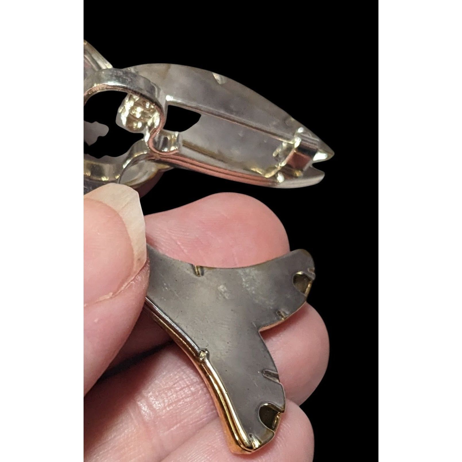 Other Vintage Silver And Gold Tone Fish Brooch/Pendant Size ONE SIZE - 3 Thumbnail