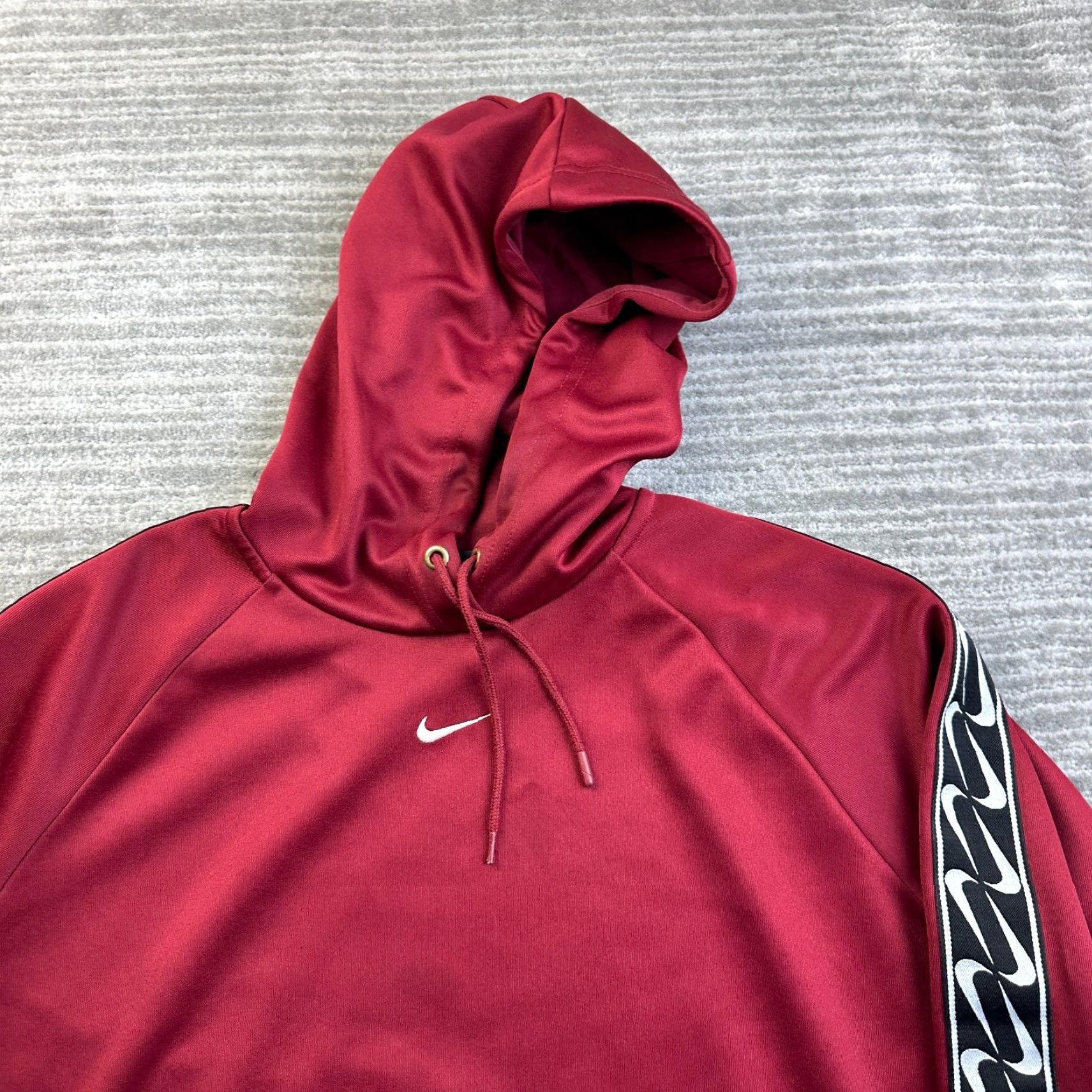Nike Nike Hoodie Womens Small Red Center Swoosh Pullover Sweatshirt NSW Sportswear Crew Neck Long Sleeve Pockets ZIP Casual Regular Size S / US 4 / IT 40 - 3 Thumbnail