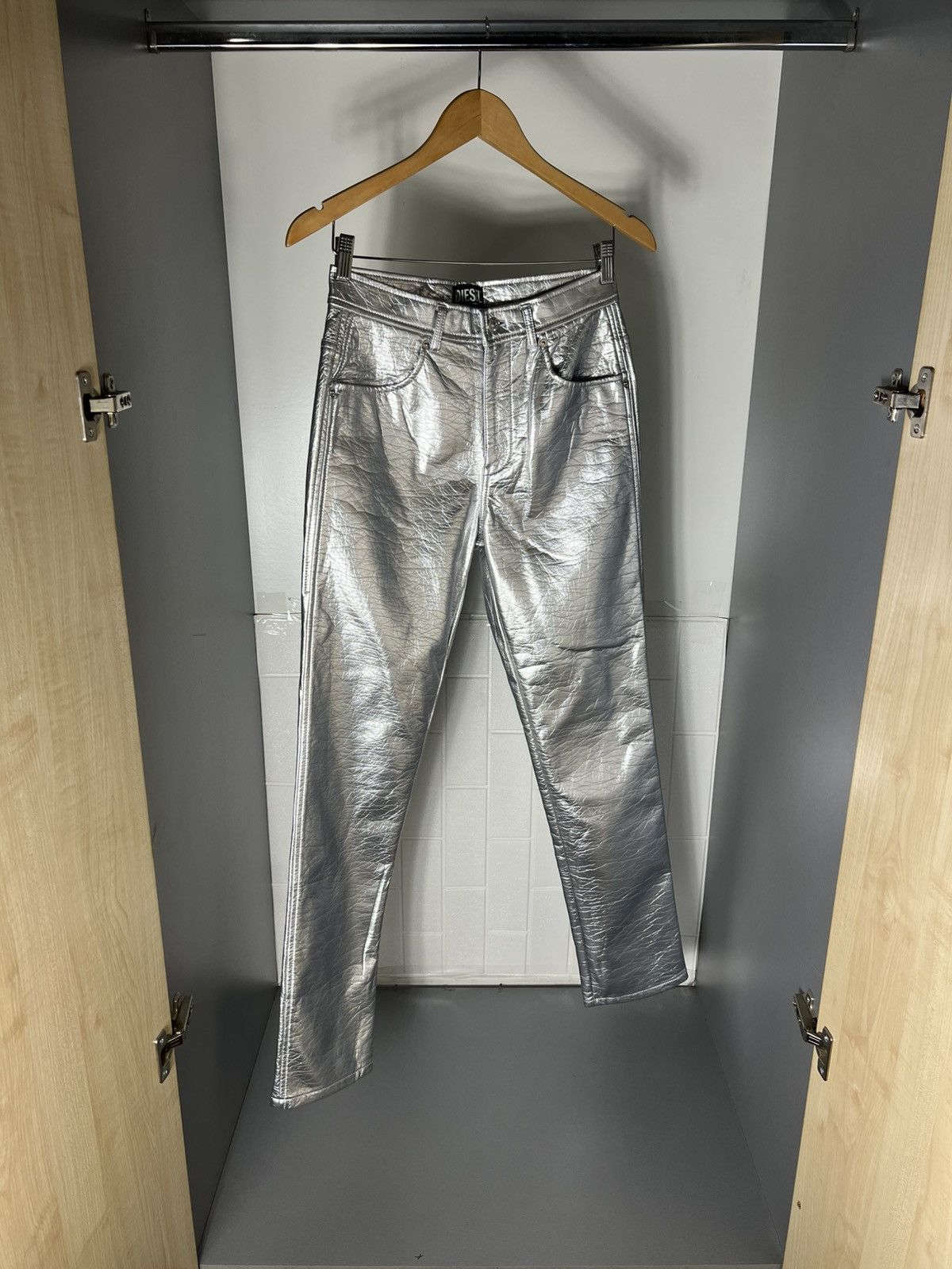 Diesel Black Gold VERY RARE DIESEL P-ARCY SILVER METAL DESIGNER PANTS LUXURY Size 27" / US 4 / IT 40 - 5 Thumbnail