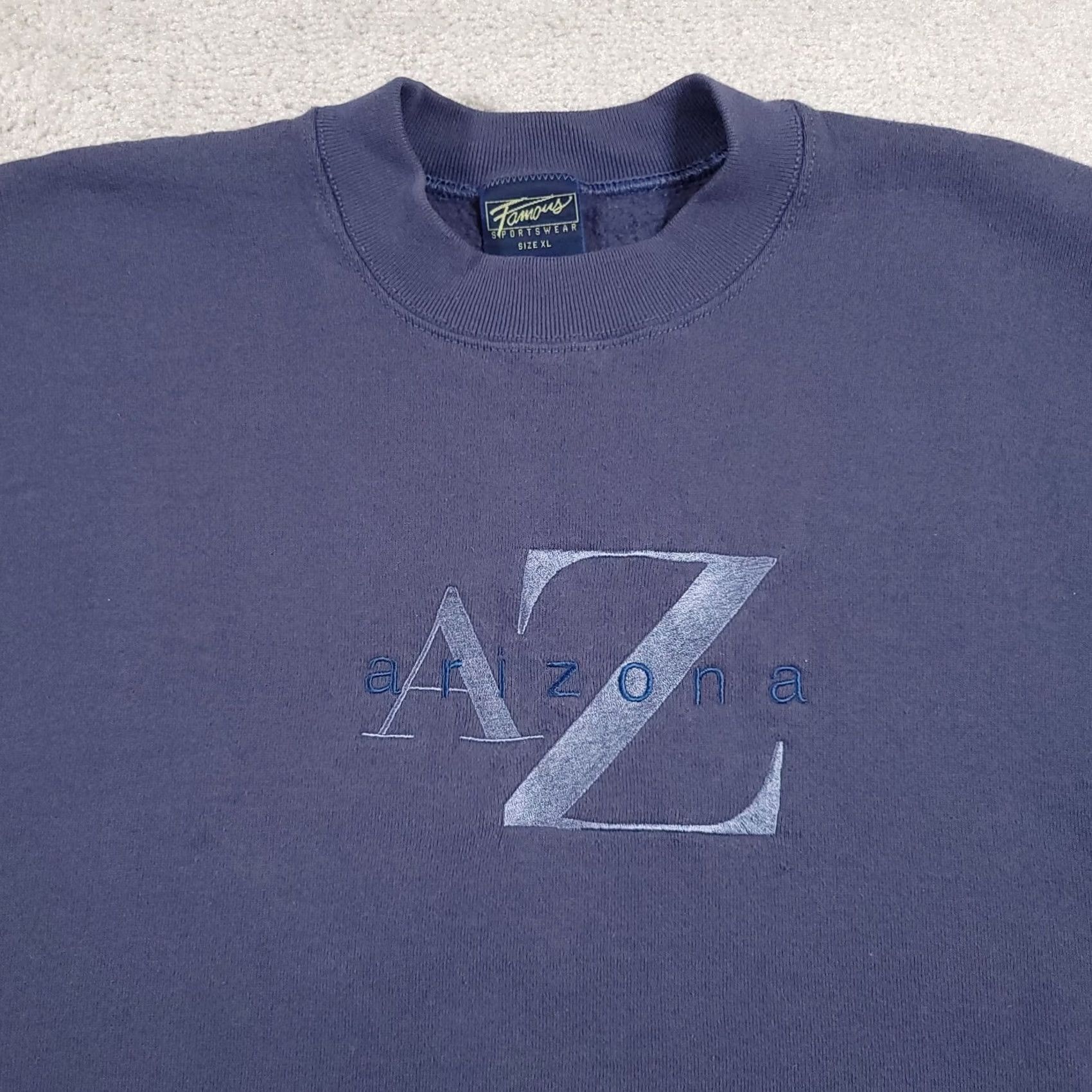 Fruit Of The Loom VINTAGE Arizona Tourist Crewneck Sweatshirt Mens XL Blue Embroidered Cotton Polyester Embroidered Logo 90s USA Size US XL / EU 56 / 4 - 3 Thumbnail