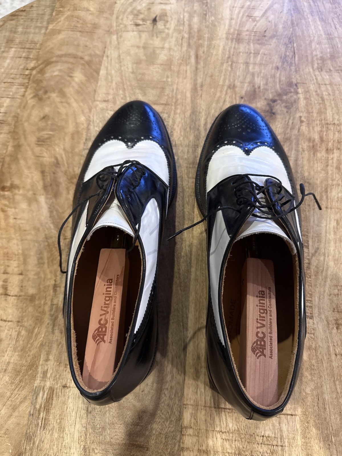 Crockett & Jones Church's Prima Classe Spectator Handmade Wingtip Oxford Shoe Size US 11.5 / EU 44-45 - 2 Thumbnail