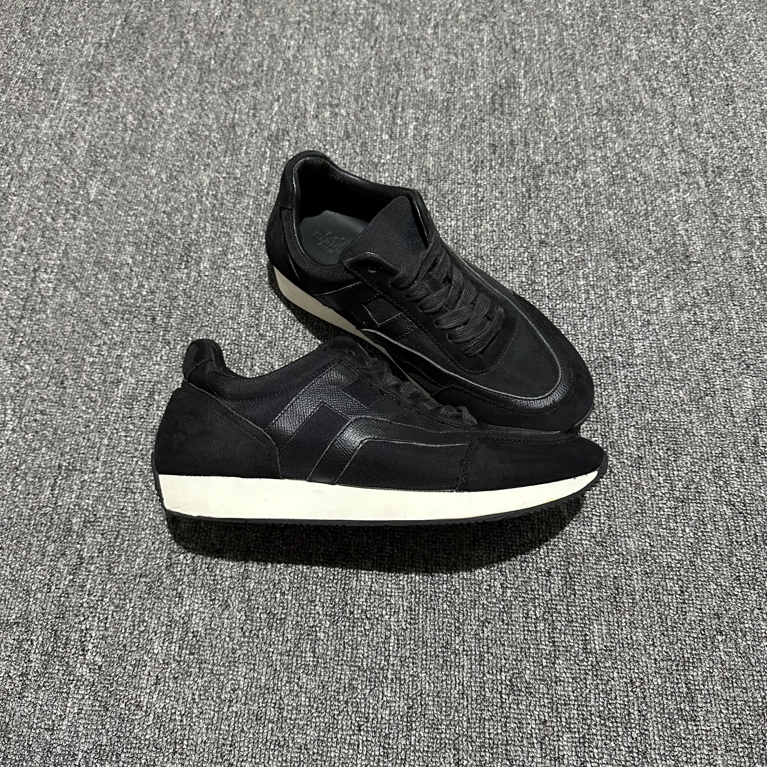 Hermes Hermes Sneaker Shoes Size US 8 / EU 41 - 1 Thumbnail
