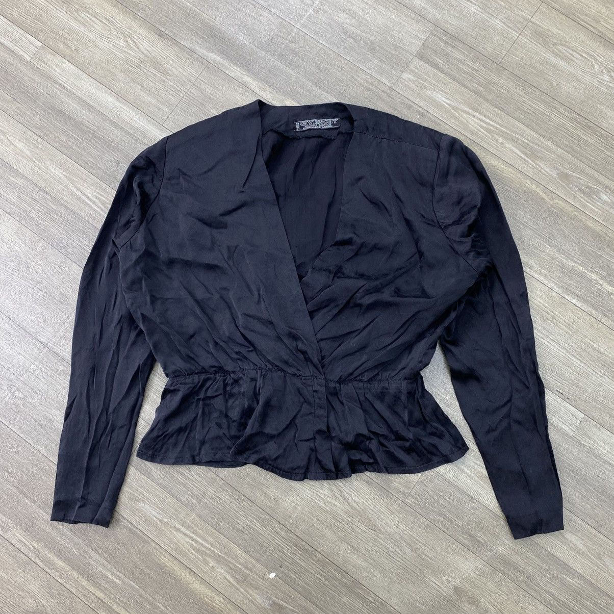 Givenchy Vintage Givenchy Nouvelle Boutique Luxury V-Neckline Blouse Size S / US 4 / IT 40 - 1 Thumbnail