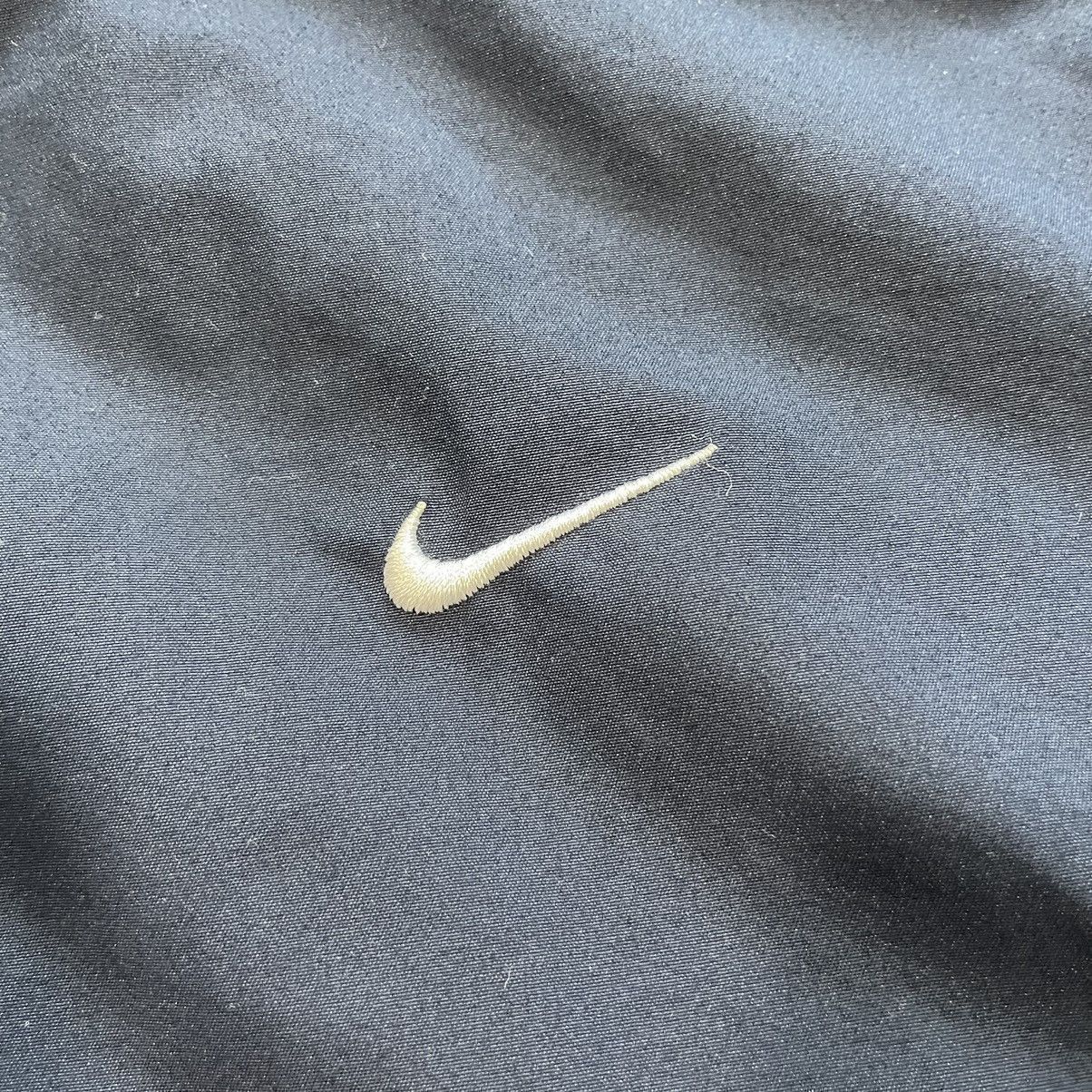 Nike Nike y2k Vintage Big Logo Light Micro Puffer Jacket Size US L / EU 52-54 / 3 - 11 Thumbnail