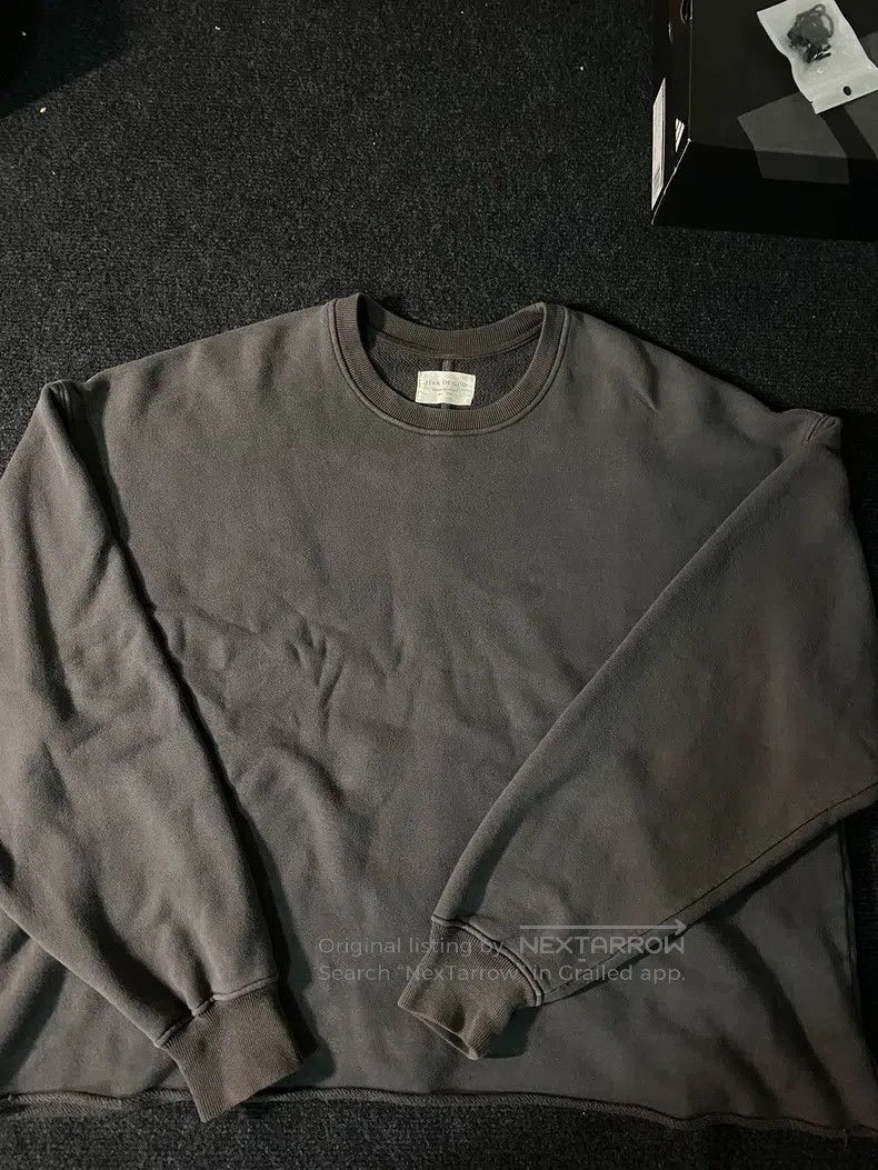 Fear of God Fear of God The pullover sweatshirt is washed black Size US M / EU 48-50 / 2 - 1 Thumbnail