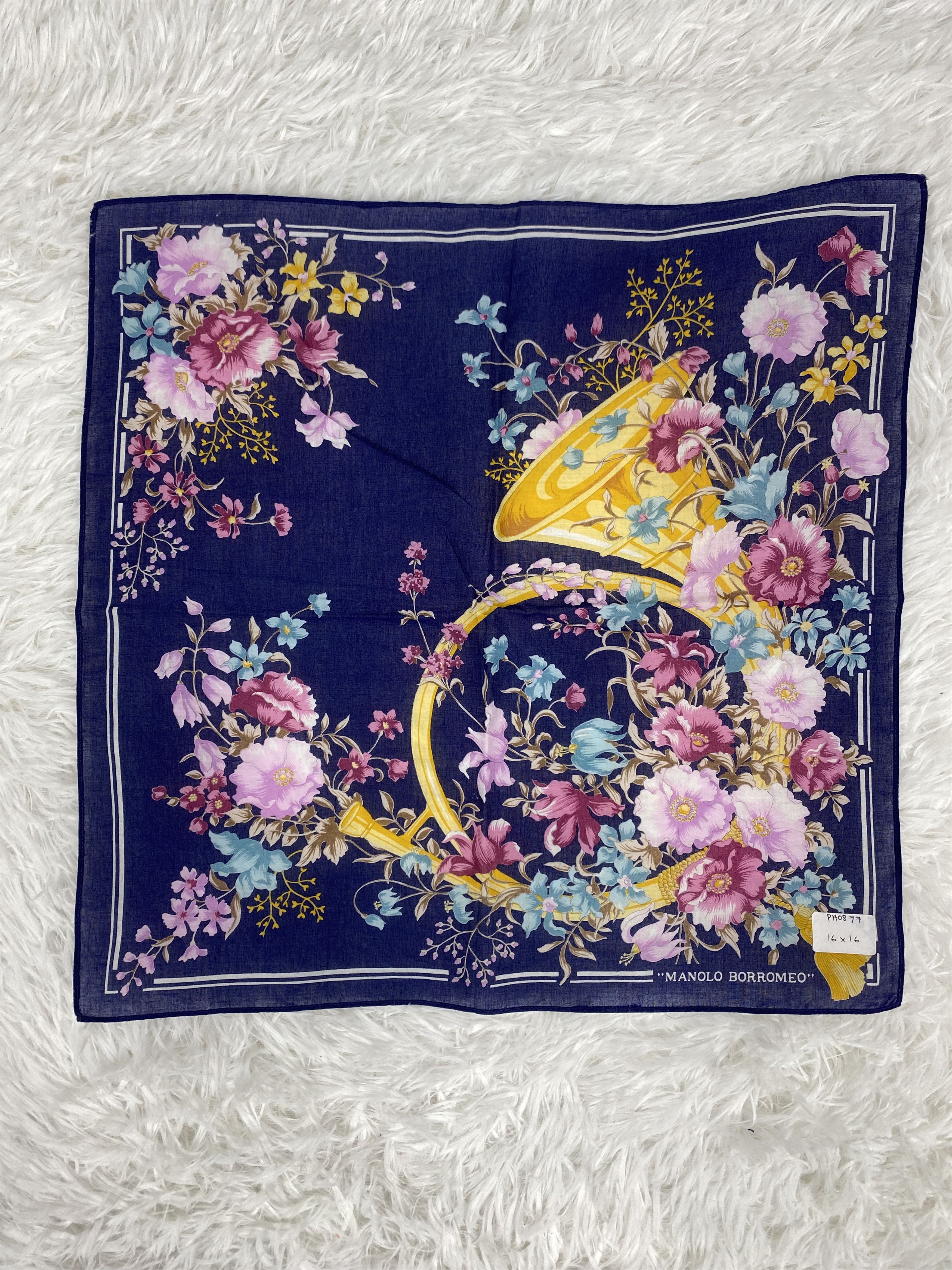 Vintage Vintage Manolo Borromeo Handkerchief Neckerchief PH0877 Size ONE SIZE - 3 Thumbnail