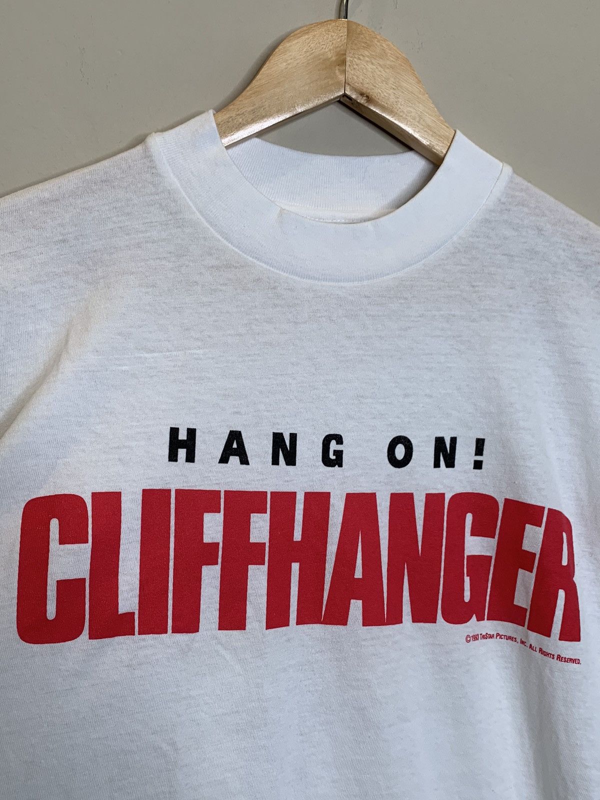 Vintage Cliffhanger Sylvester sold Stallone 1993 Official Cast & Crew Black T Shirt L