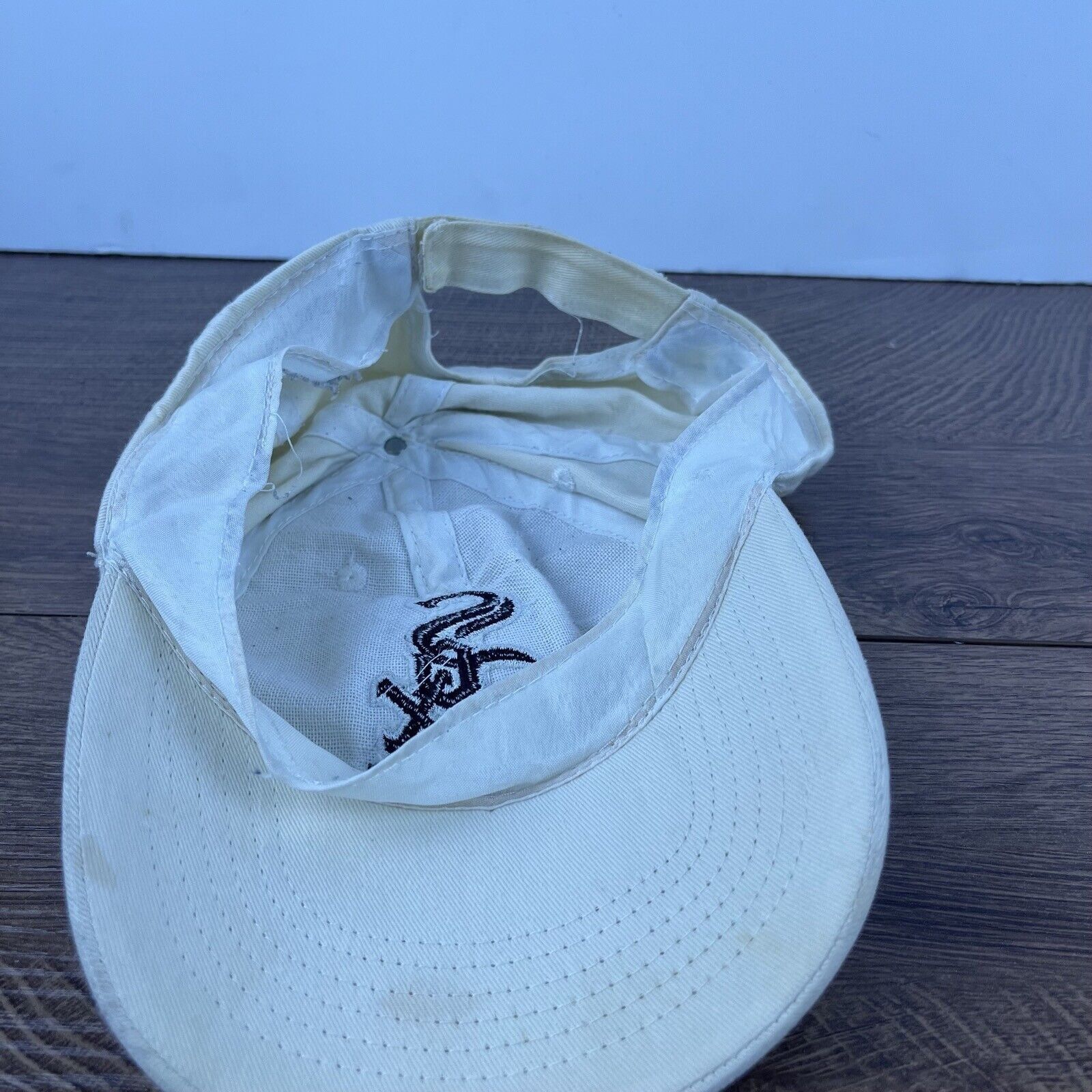 Other Chicago White Sox Hat White Chicago Adjustable Hat White Adu Size ONE SIZE - 12 Thumbnail