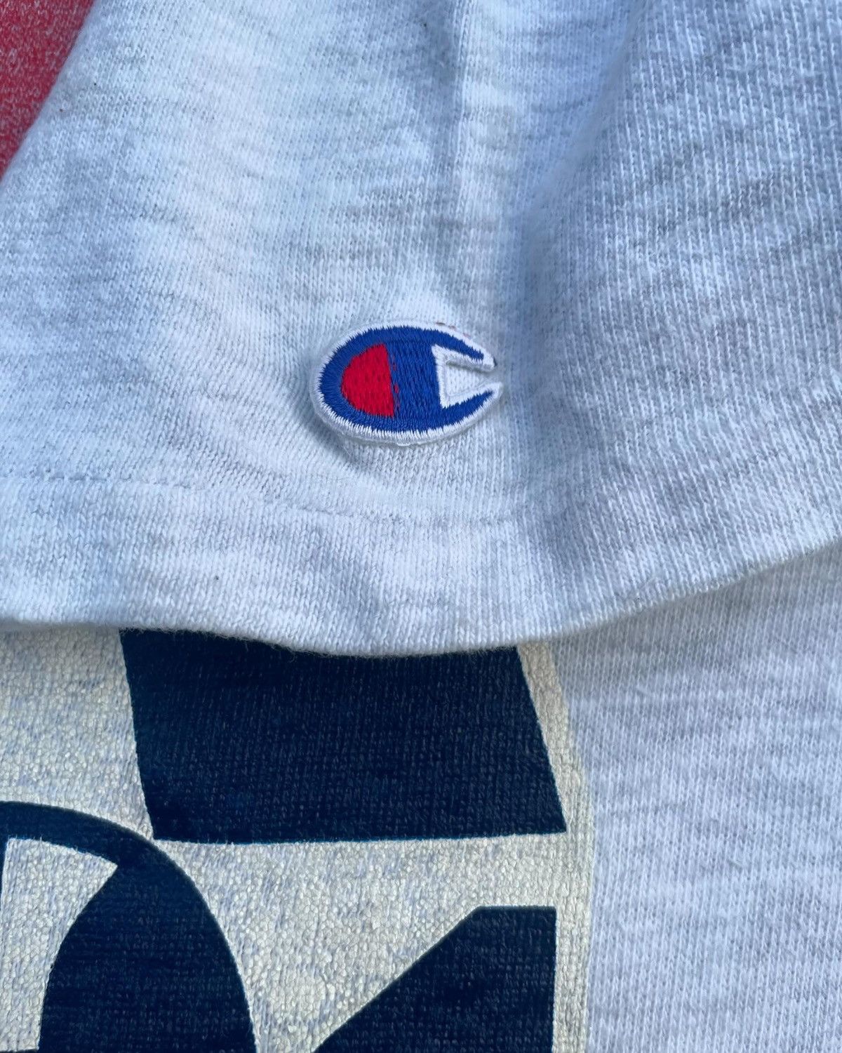 Champion Vintage Champion Usa Tshirt Size US XL / EU 56 / 4 - 17 Thumbnail