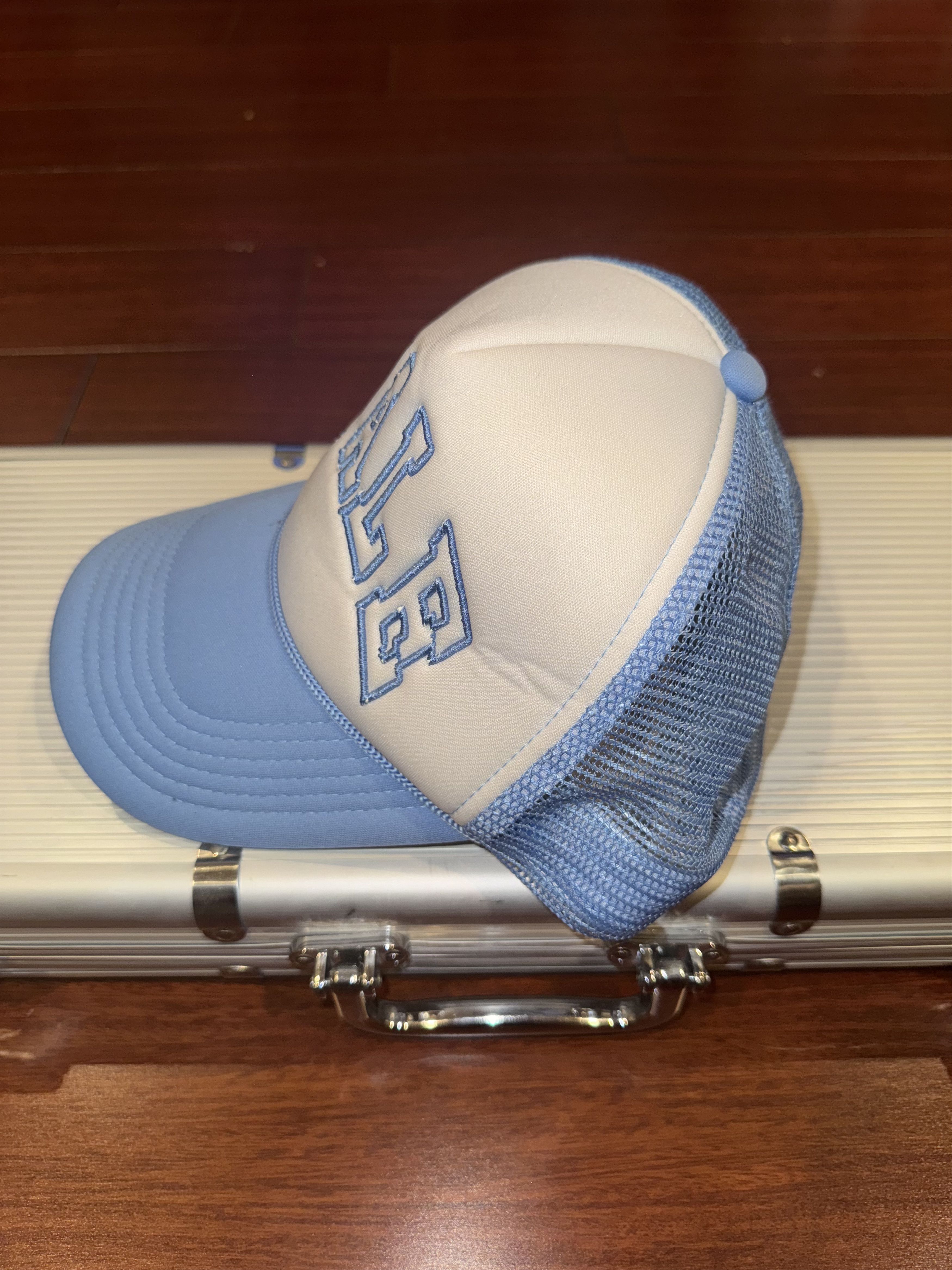 Vale Vale Trucker Hat Size ONE SIZE - 2 Thumbnail