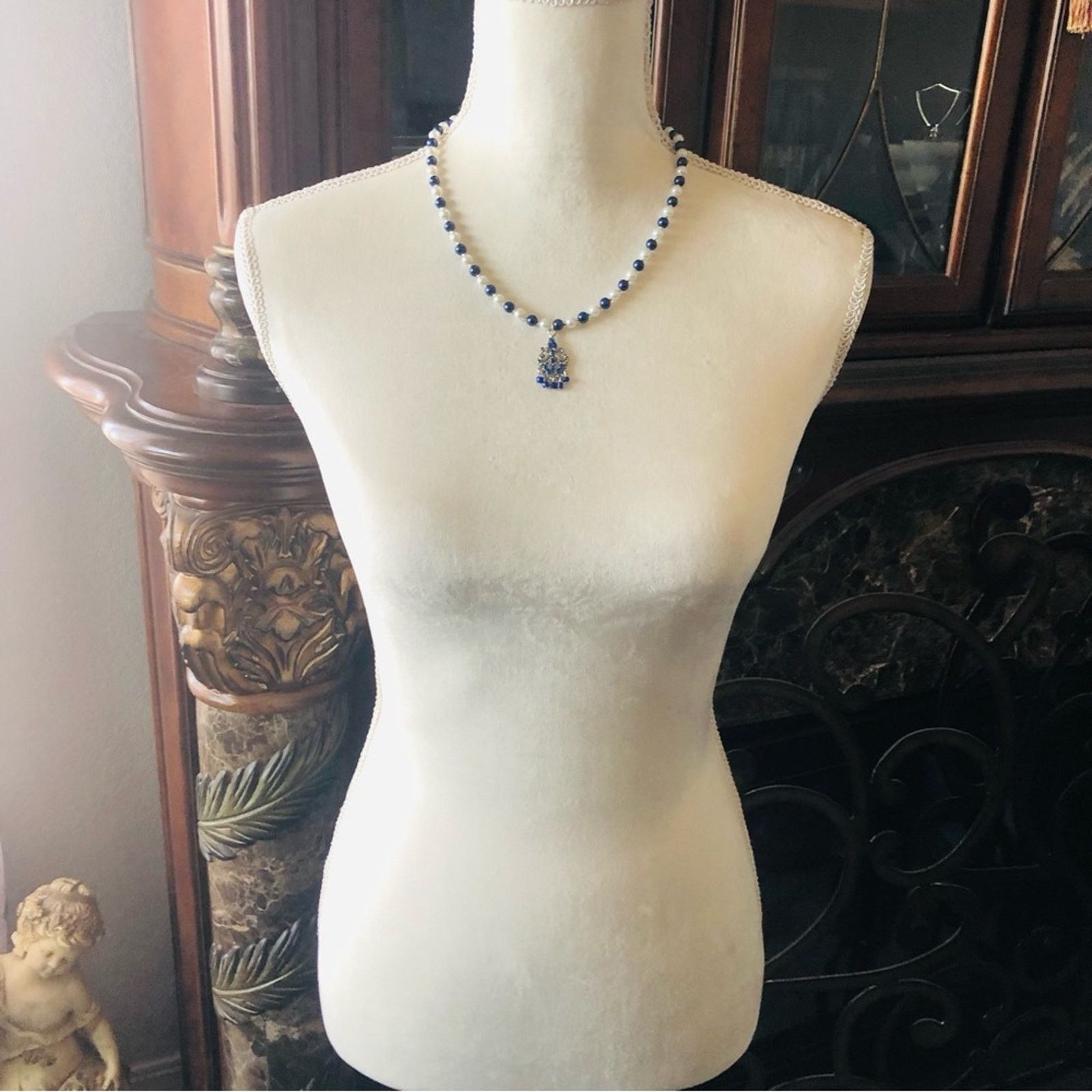 Handmade Handcrafted repurpose royal blue chandelier Pearl necklace Size ONE SIZE - 6 Thumbnail