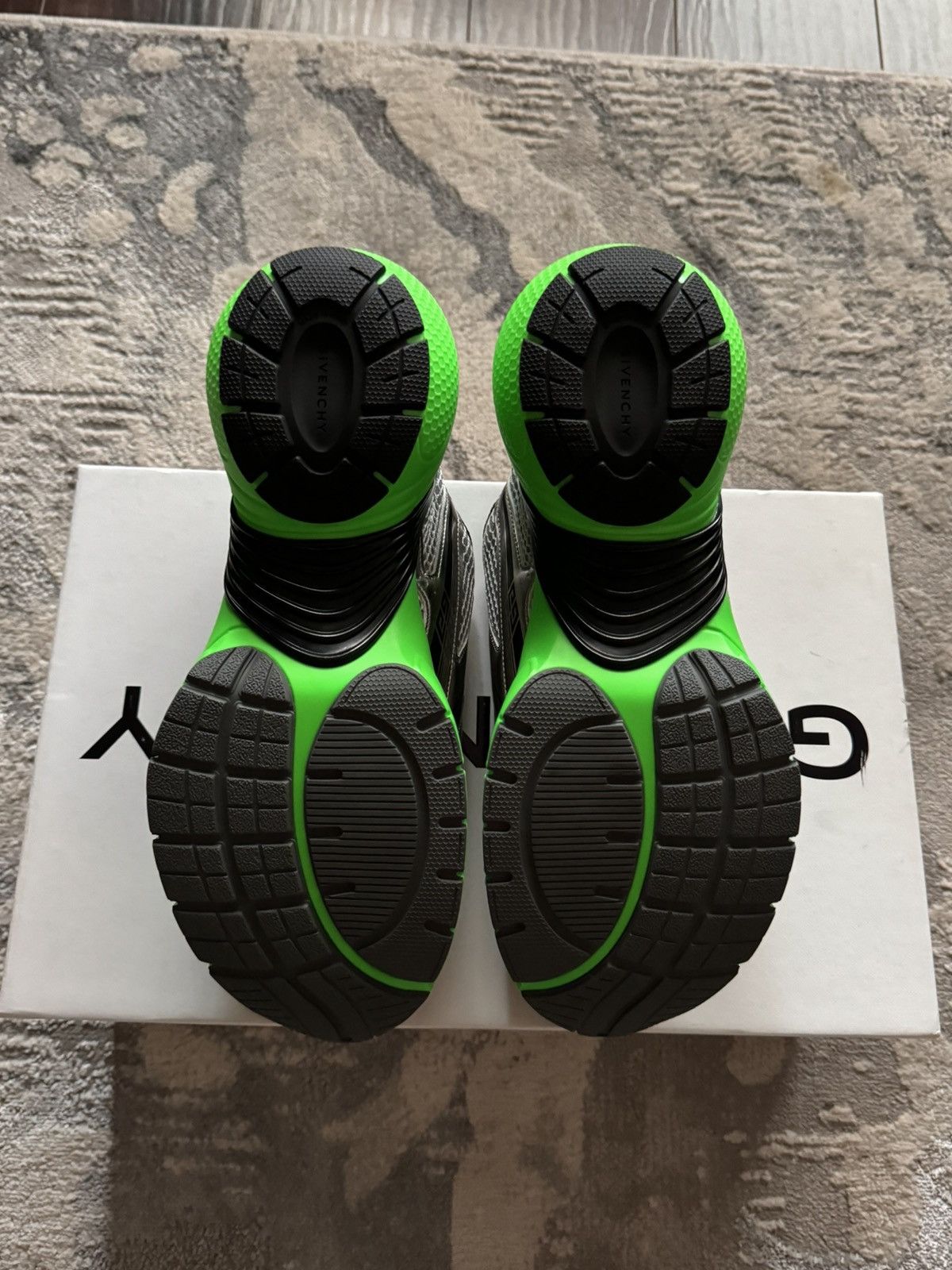 Givenchy Givenchy TK-MX Runner Green/Silver Sneaker Size US 9 / EU 42 - 6 Thumbnail