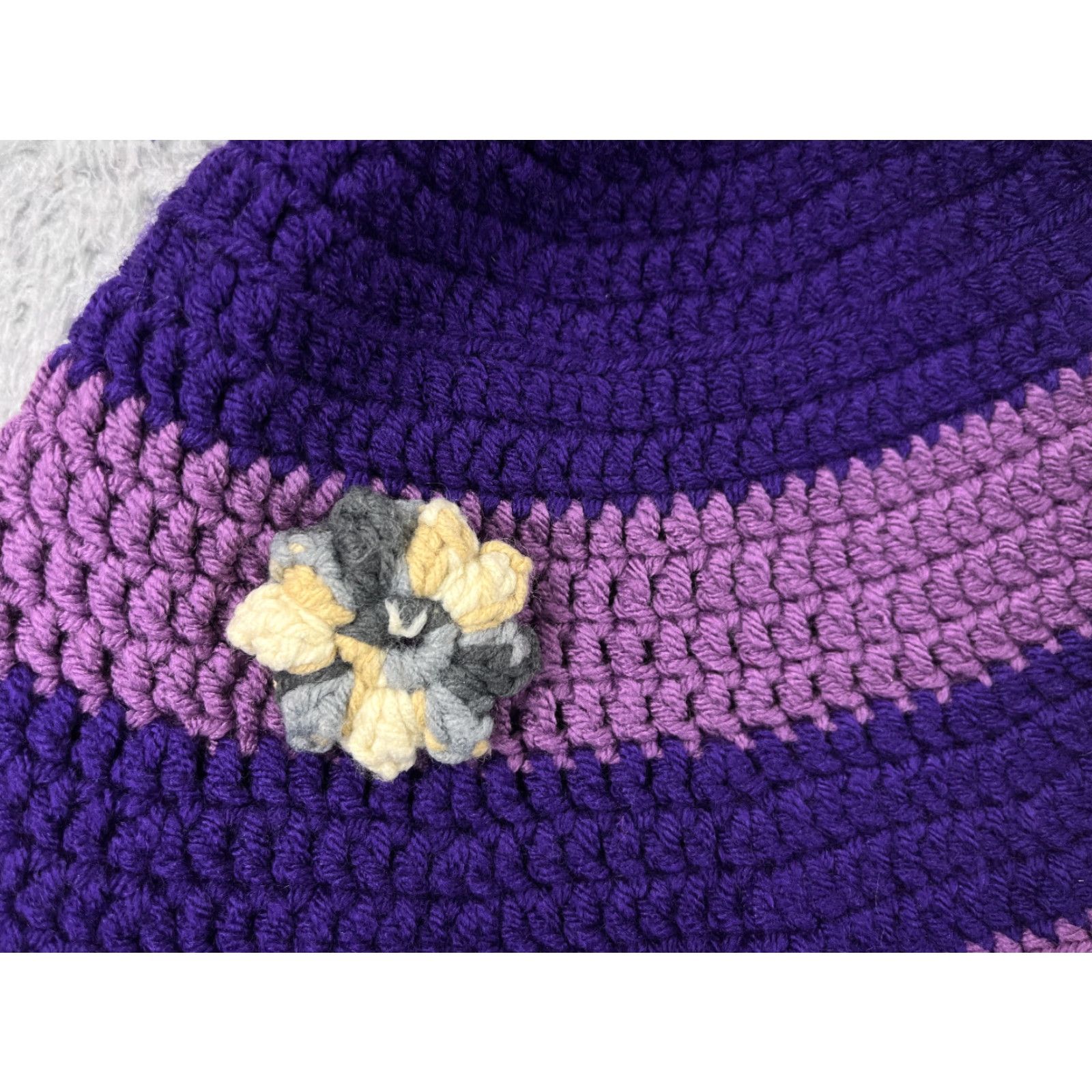 Vintage Handmade Hat Womens One Size Purple Bucket Beanie Toque Crochet Knit Floral Acrylic Picnic Size ONE SIZE - 2 Thumbnail