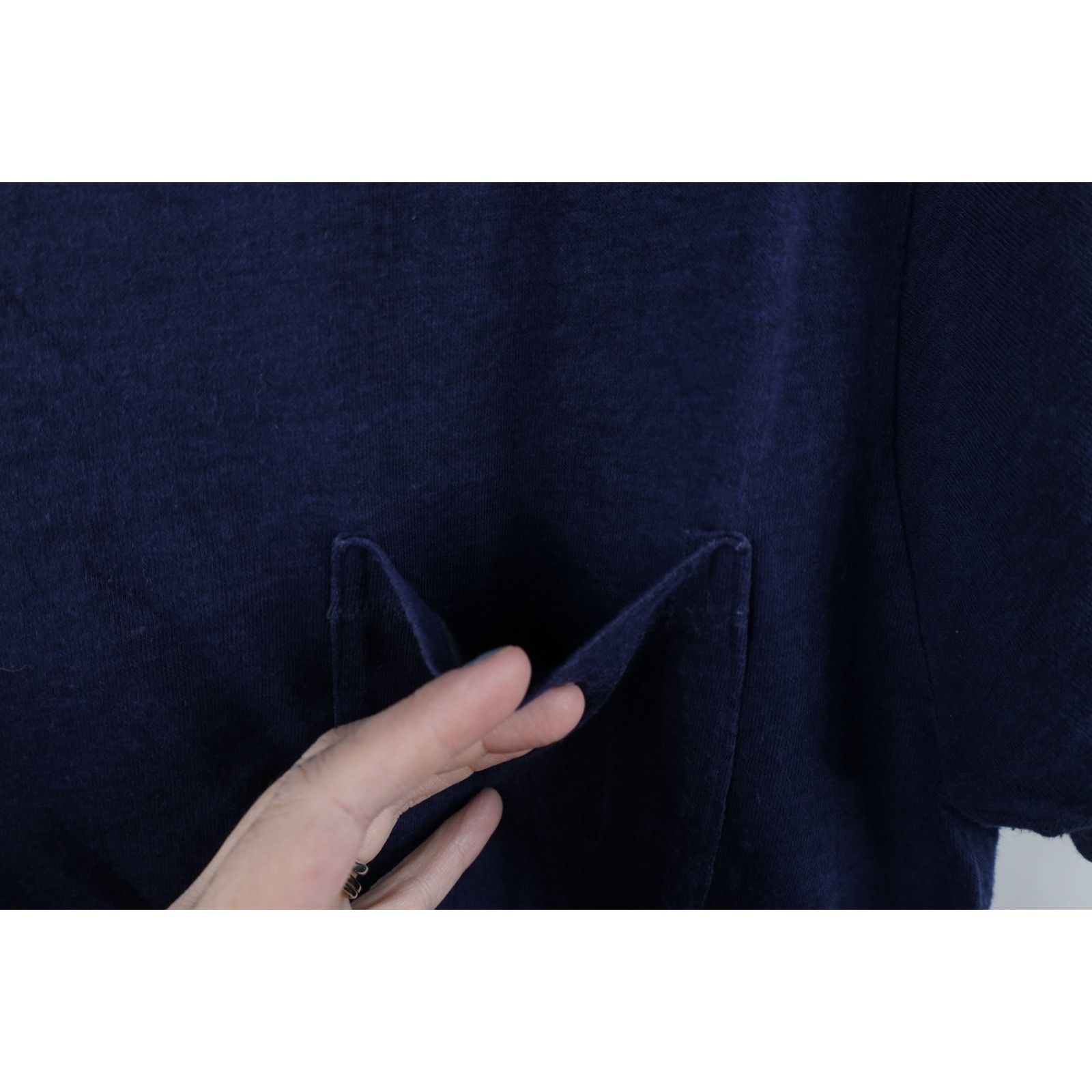 Vintage Vintage 60s 70s Streetwear Faded Blank Pocket T-Shirt Size US L / EU 52-54 / 3 - 5 Thumbnail