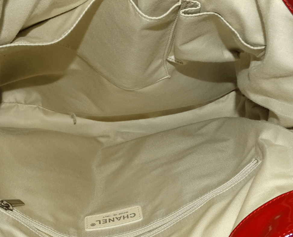 Chanel Chanel Matelass Leather Shoulder Bag with Coco Charm Size ONE SIZE - 8 Thumbnail