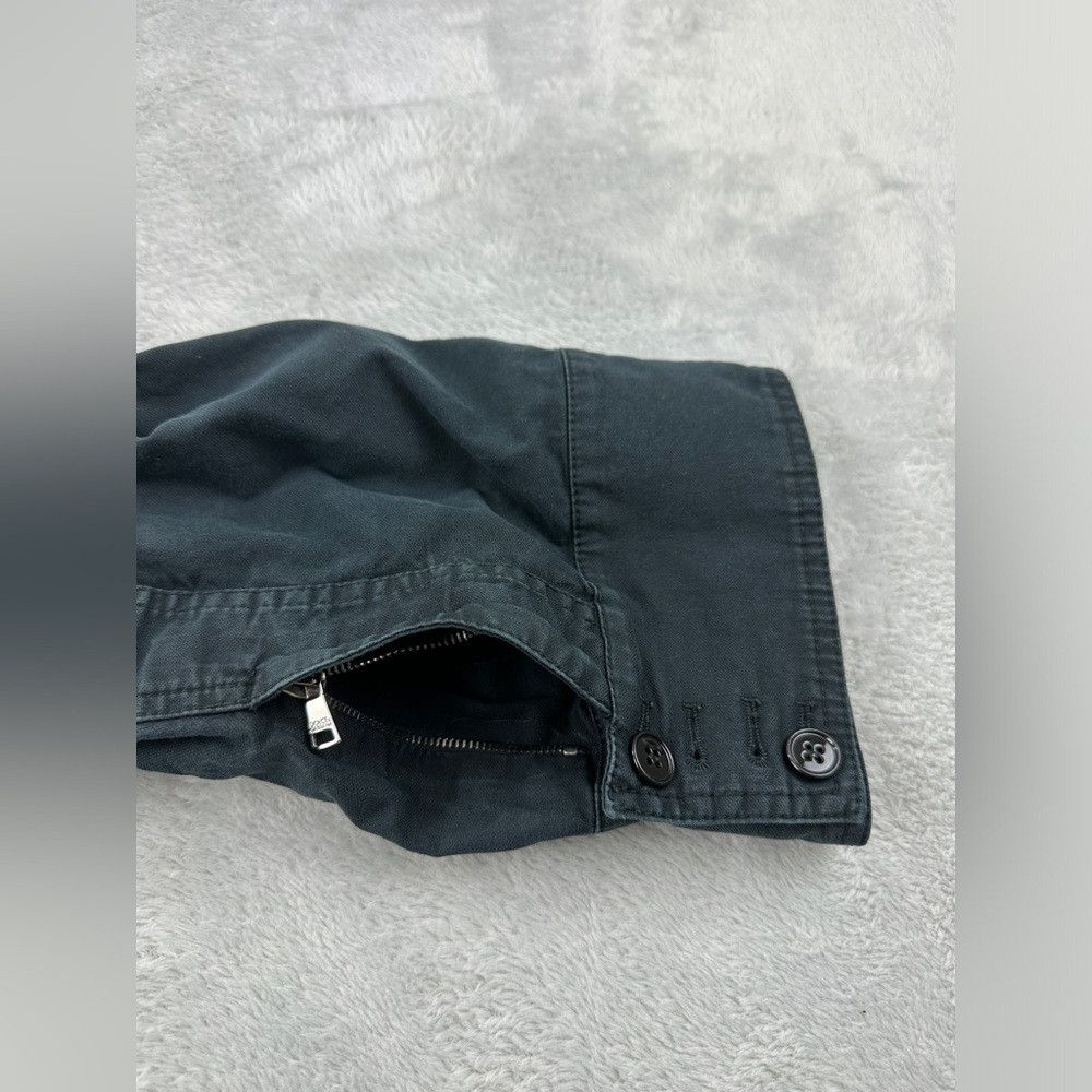 Dolce & Gabbana Dolce Gabbana Womens Size 40 EU/4 US/8 UK Navy Blue Button Size 27" / US 4 / IT 40 - 8 Thumbnail