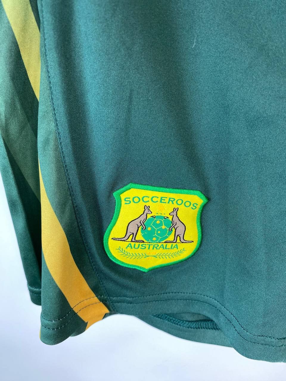 Vintage NEW FFA PREMIUM AUSTRALIA FOOTBALL SHORTS Size US 30 / EU 46 - 3 Thumbnail