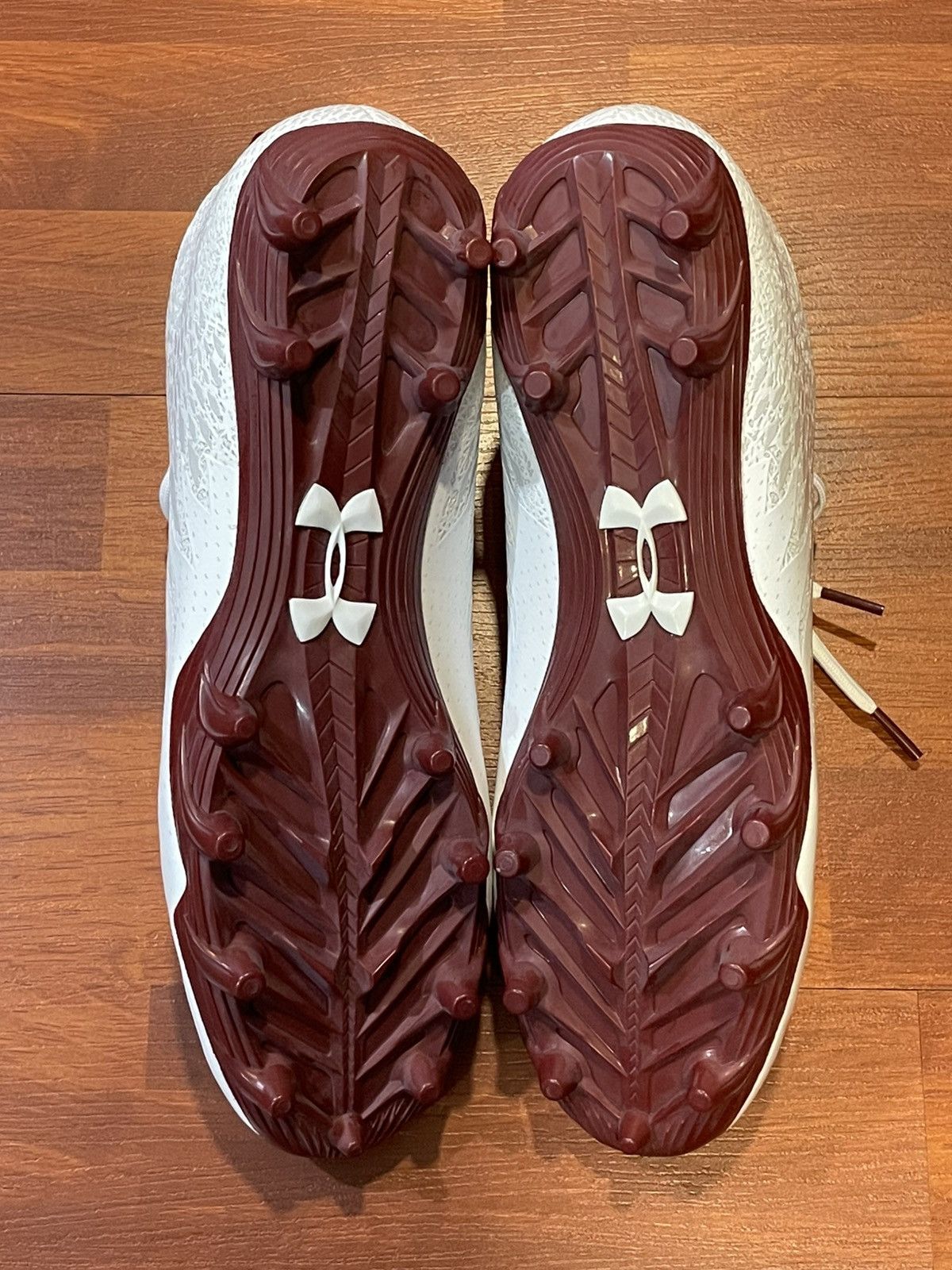 Under Armour Under Armour Spotlight 4D Mid ‘White Maroon’ size mens 11.5 Size US 11.5 / EU 44-45 - 7 Thumbnail