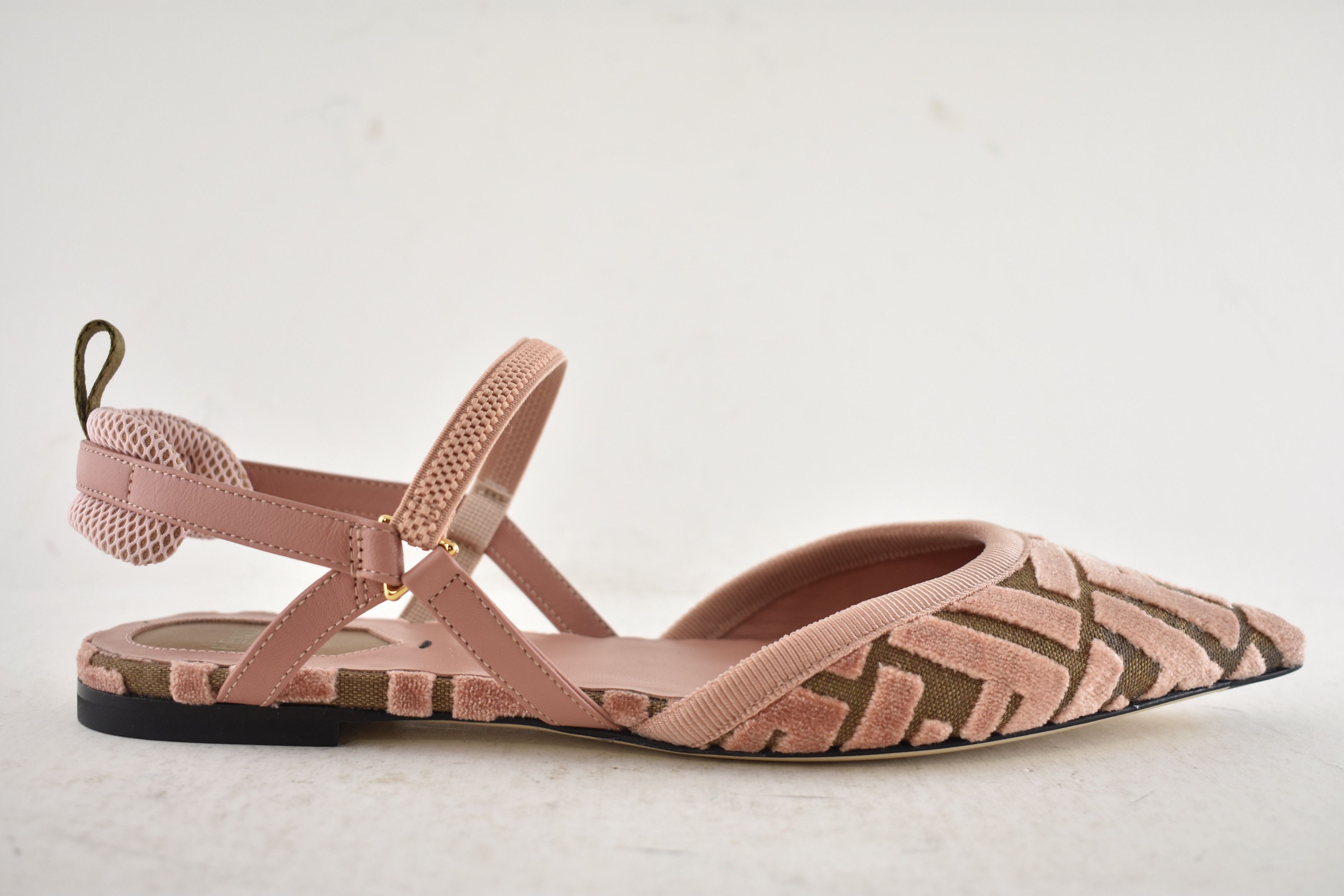Fendi Fendi Colibri Lite Beige Velvet FF Logo Slingback Flat 37.5 Size US 7.5 / IT 37.5 - 2 Thumbnail