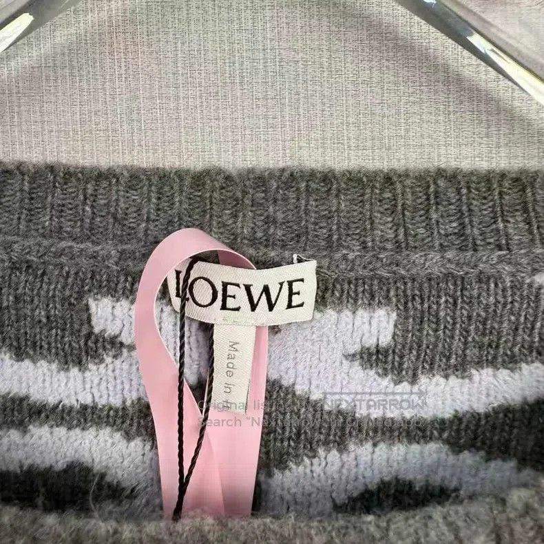 Loewe Loewe Sweater Size S / US 4 / IT 40 - 2 Thumbnail