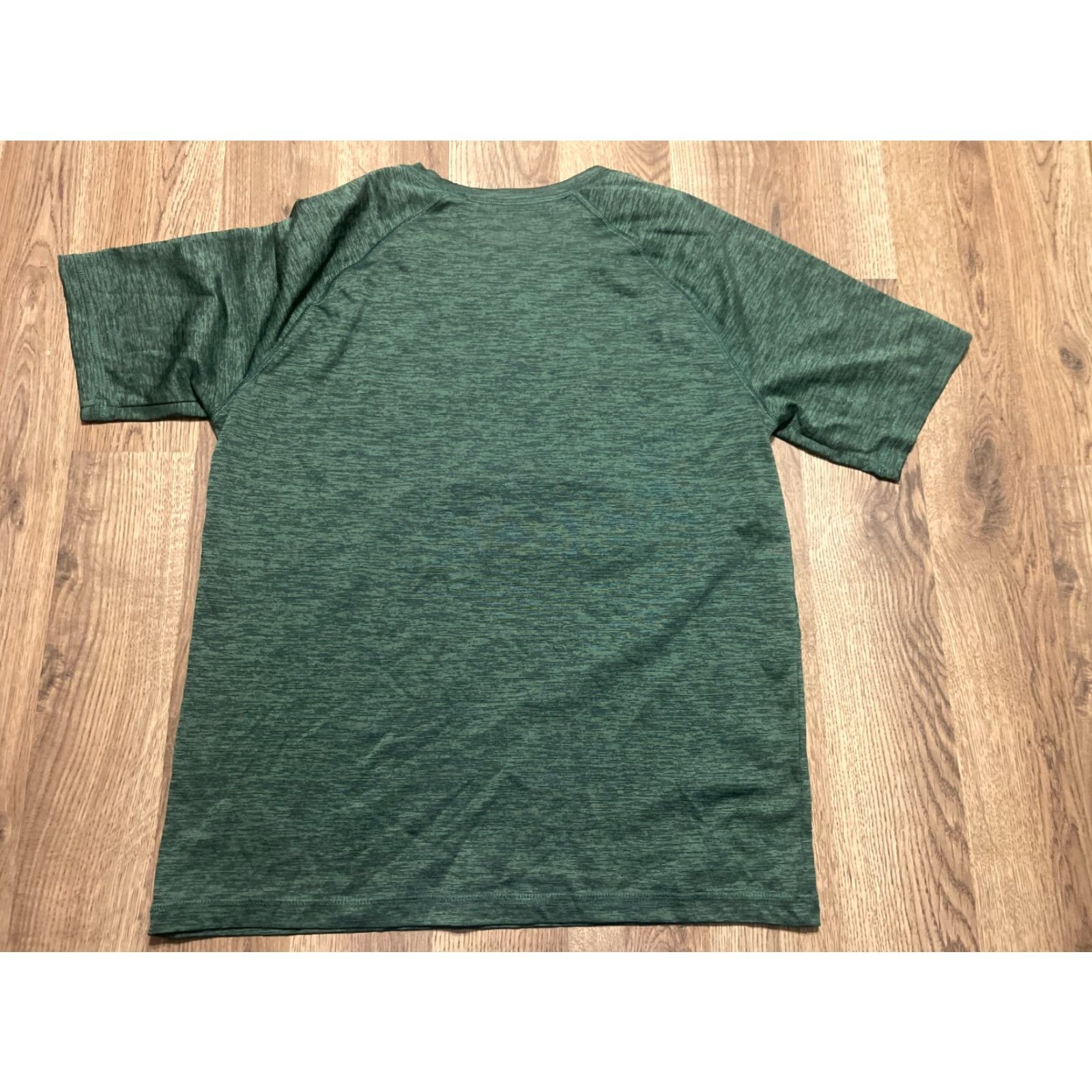 NFL Team Apparel Shirt, Men's Size Medium, Wisconsin, Green Bay Packers NFL Shirt, M, Green, Team Apparel, NFL, Crew Neck, Short Sleeve, Solid, Men Size US M / EU 48-50 / 2 - 2 Thumbnail