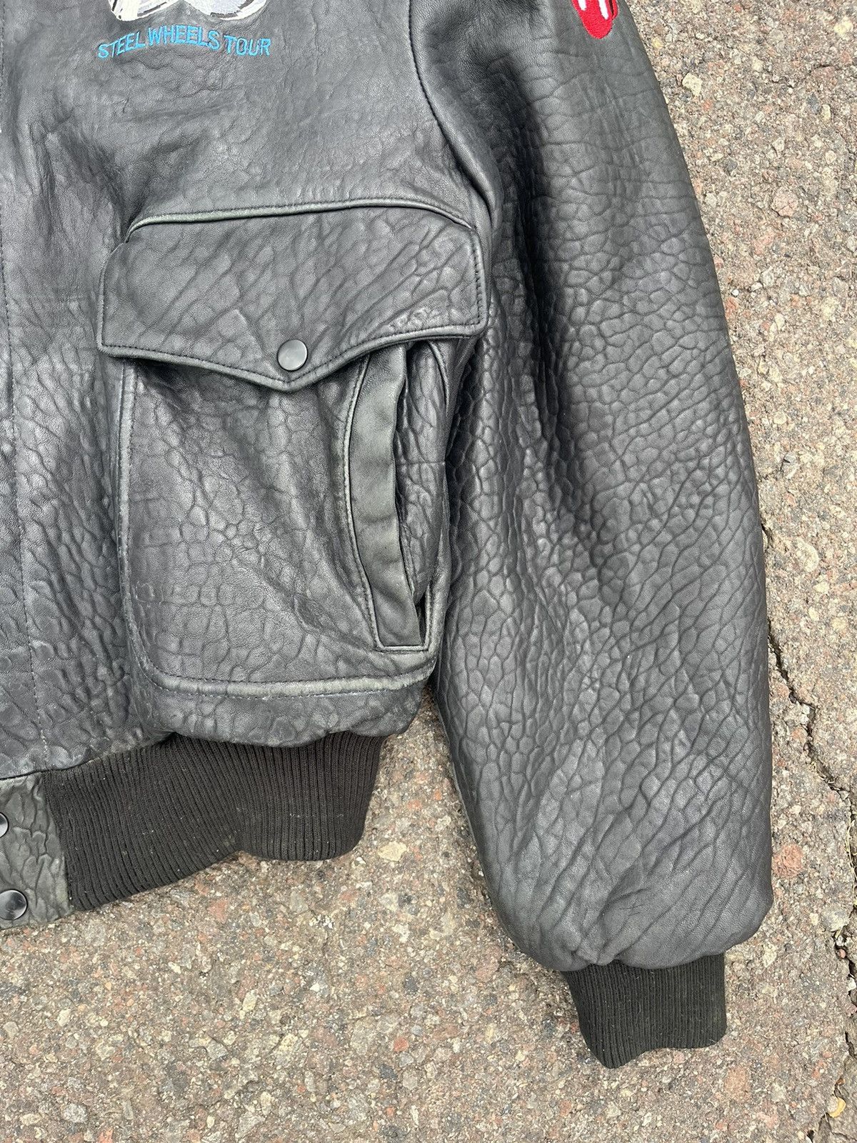 Brockum The Rolling Stones Leather Jacket Tour 89’ “Steel Wheels” Size US L / EU 52-54 / 3 - 10 Thumbnail