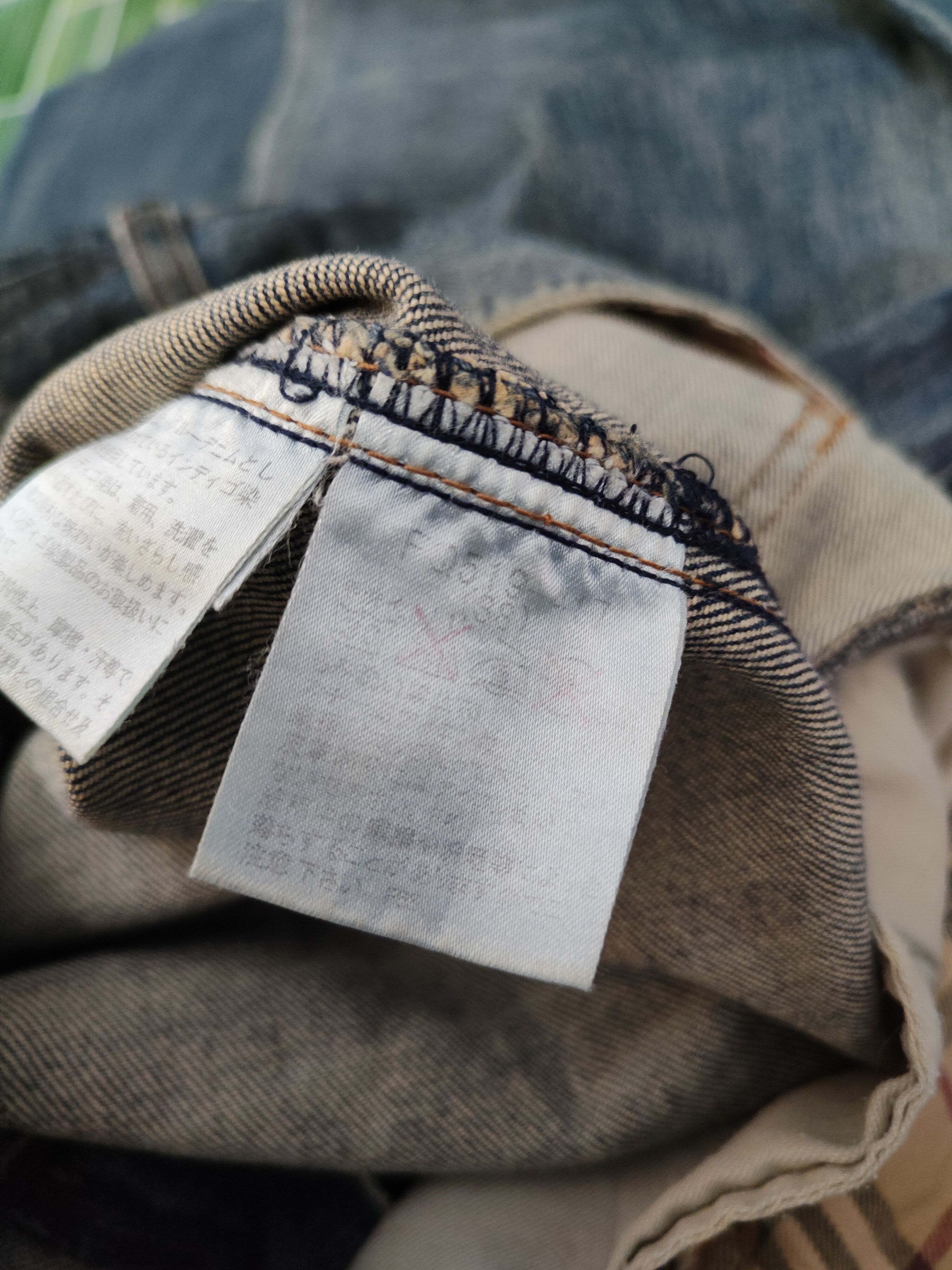 Burberry Burberry Blue Faded Distressed Ripped Jeans #W099 Size 26" / US 2 / IT 38 - 13 Thumbnail