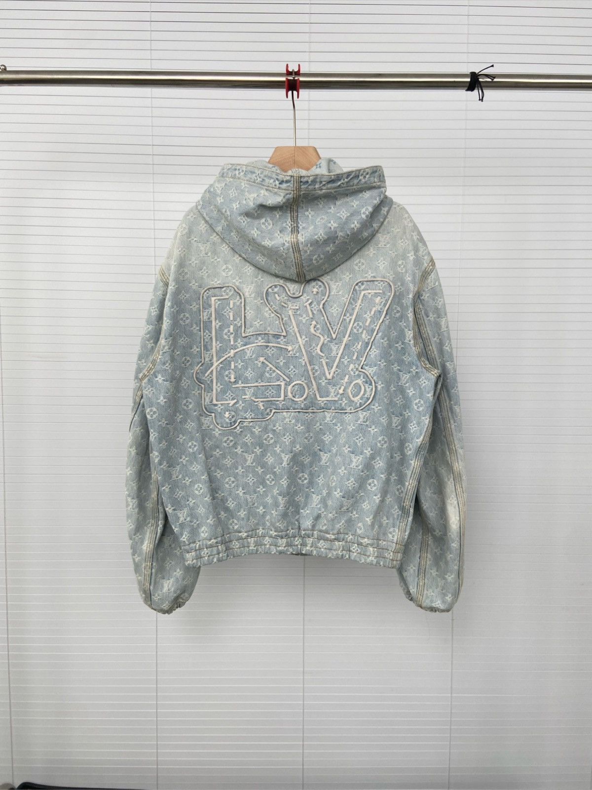 Louis Vuitton Louis Vuitton NBA Monogram Denim Zip Up Jacket 54 Size US L / EU 52-54 / 3 - 3 Thumbnail