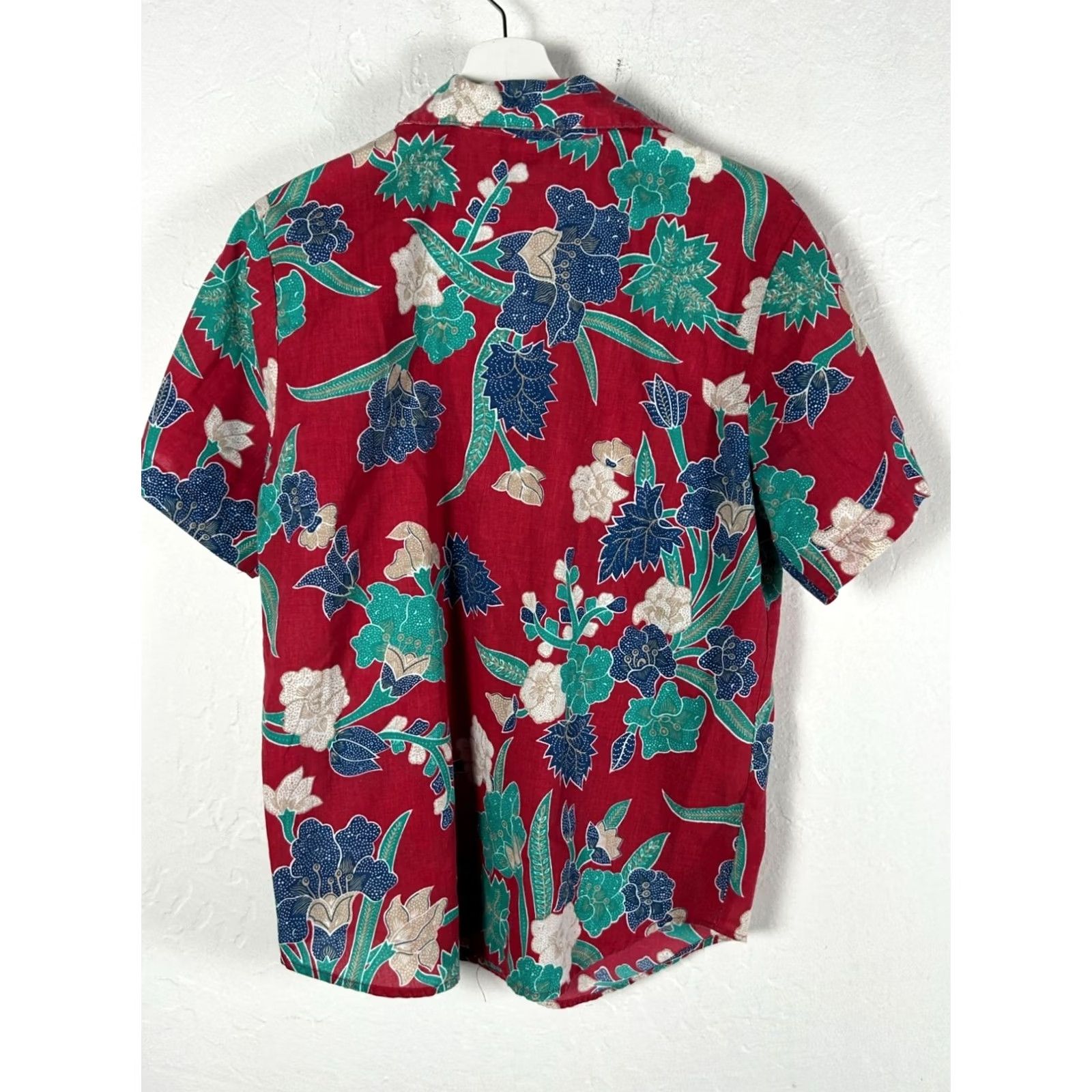 Vintage Vintage Oak Hill Womens Red Floral Batik Short-Sleeve Button-Up Blouse Large Size L / US 10 / IT 46 - 3 Thumbnail