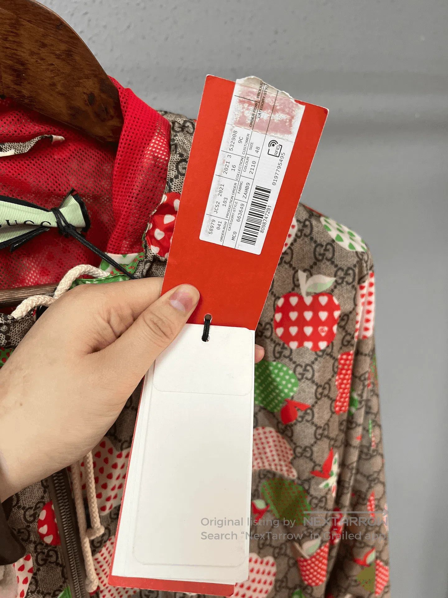 Gucci Gucci All-Over Apple Print Jacket. Size US M / EU 48-50 / 2 - 4 Thumbnail