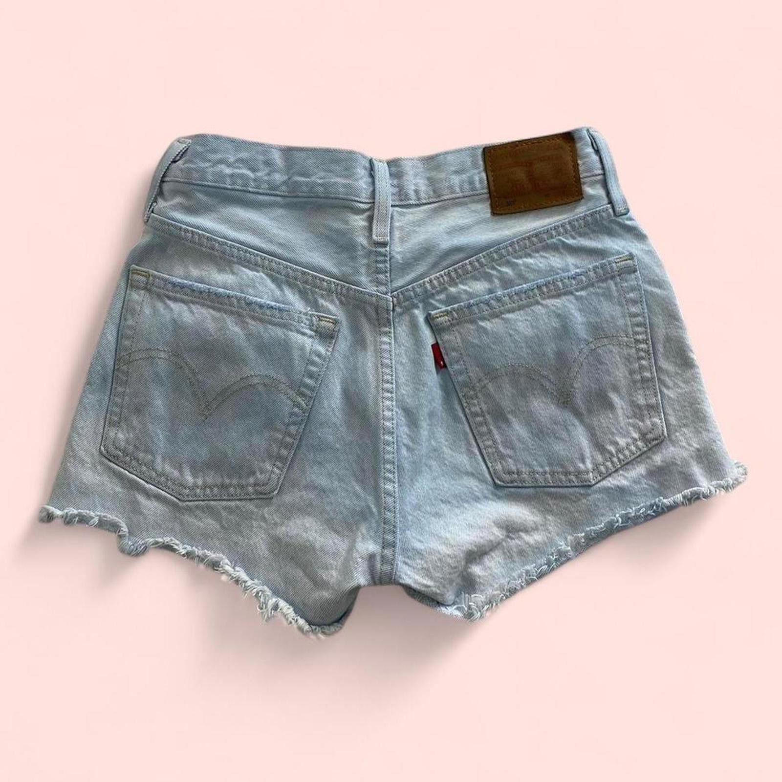 Levi's Vintage Levi’s 501 - mid rise denim shorts Size 42" / US 20 - 4 Thumbnail