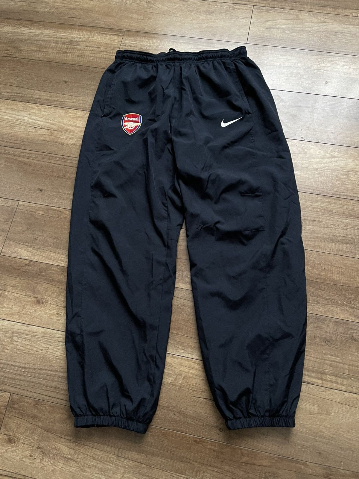 archive nike arsenal nylon pants cityboy 【公式通販】