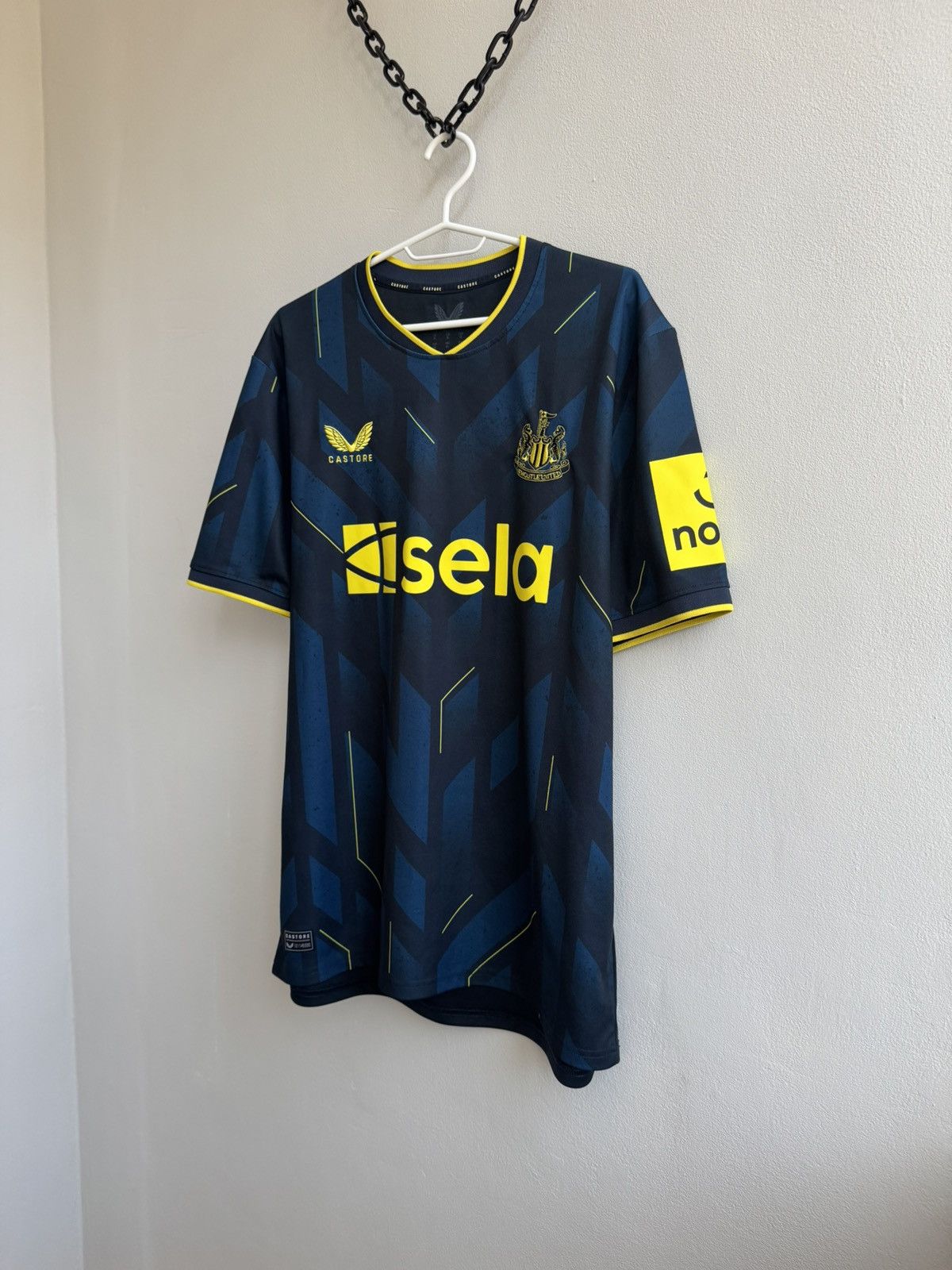 Castore Newcastle 2023 2024 #67 L Miley Football Soccer Jersey Shirt Size US XL / EU 56 / 4 - 10 Thumbnail