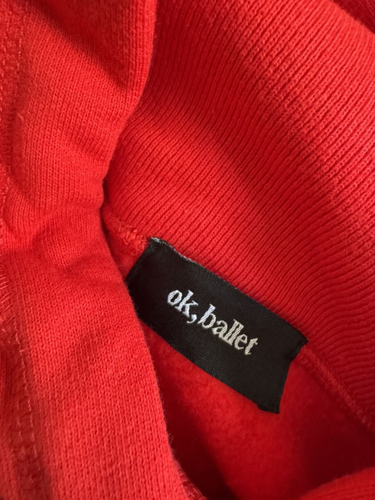 Other Red OK, BALLET Hoodie Size US XL / EU 56 / 4 - 2 Thumbnail