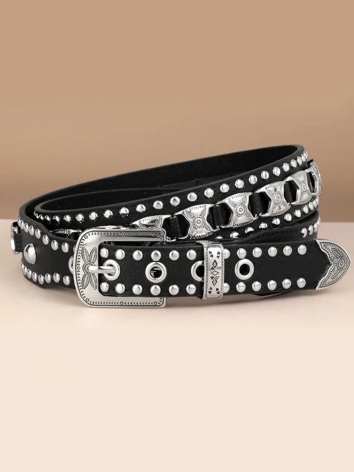 Retro studded belt