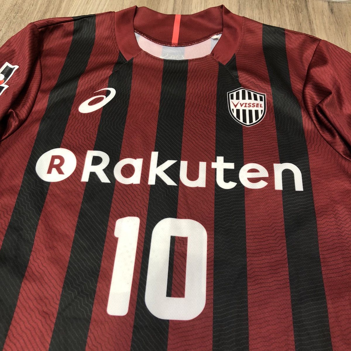 Asics × Japanese Brand Kobe vissel 2017 home shirt #10 Podolski Size US XL / EU 56 / 4 - 3 Thumbnail