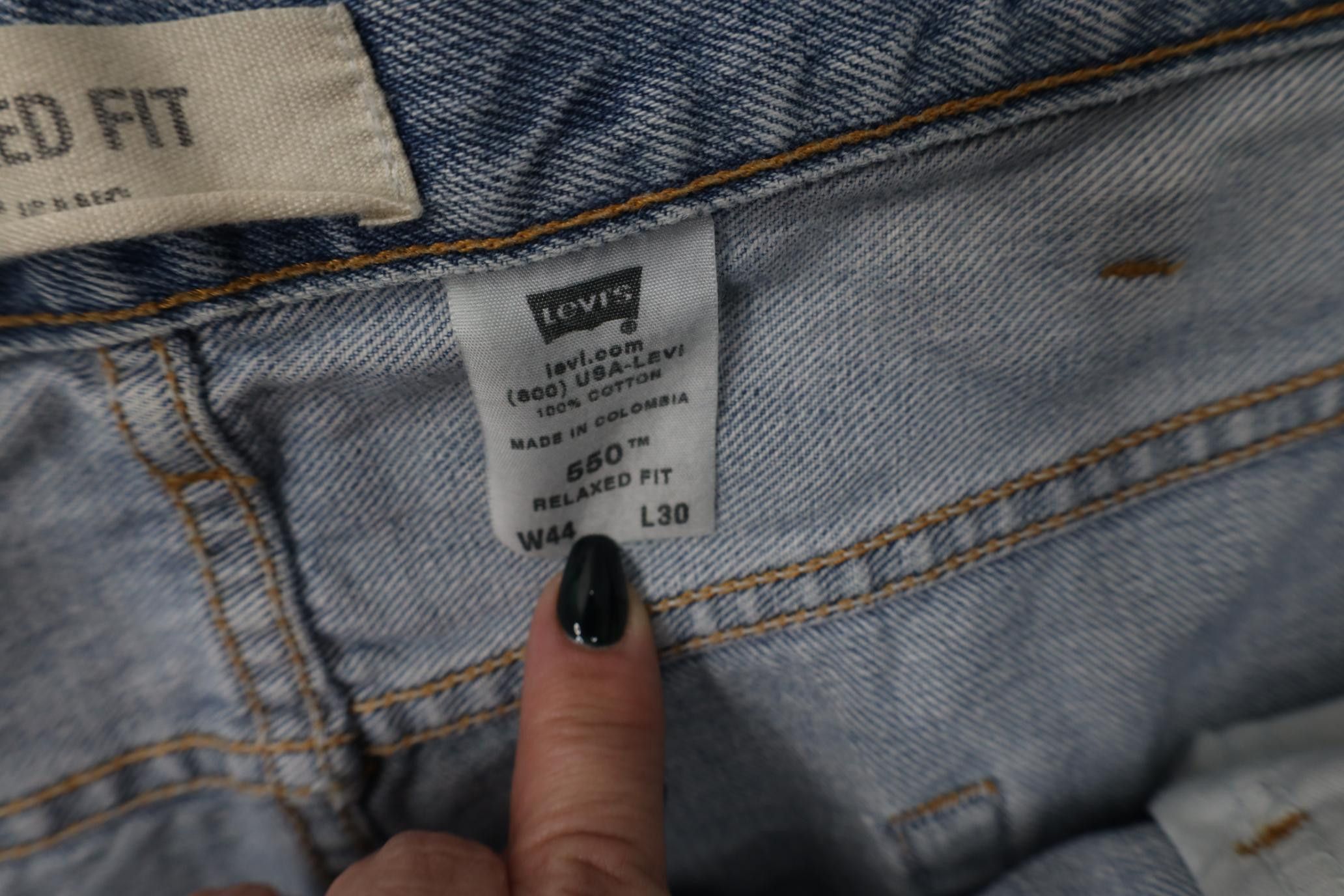 Levi's Vintage Y2K 2004 Levis 550 Relaxed Fit Denim Jeans Cotton Size US 44 / EU 60 - 8 Thumbnail