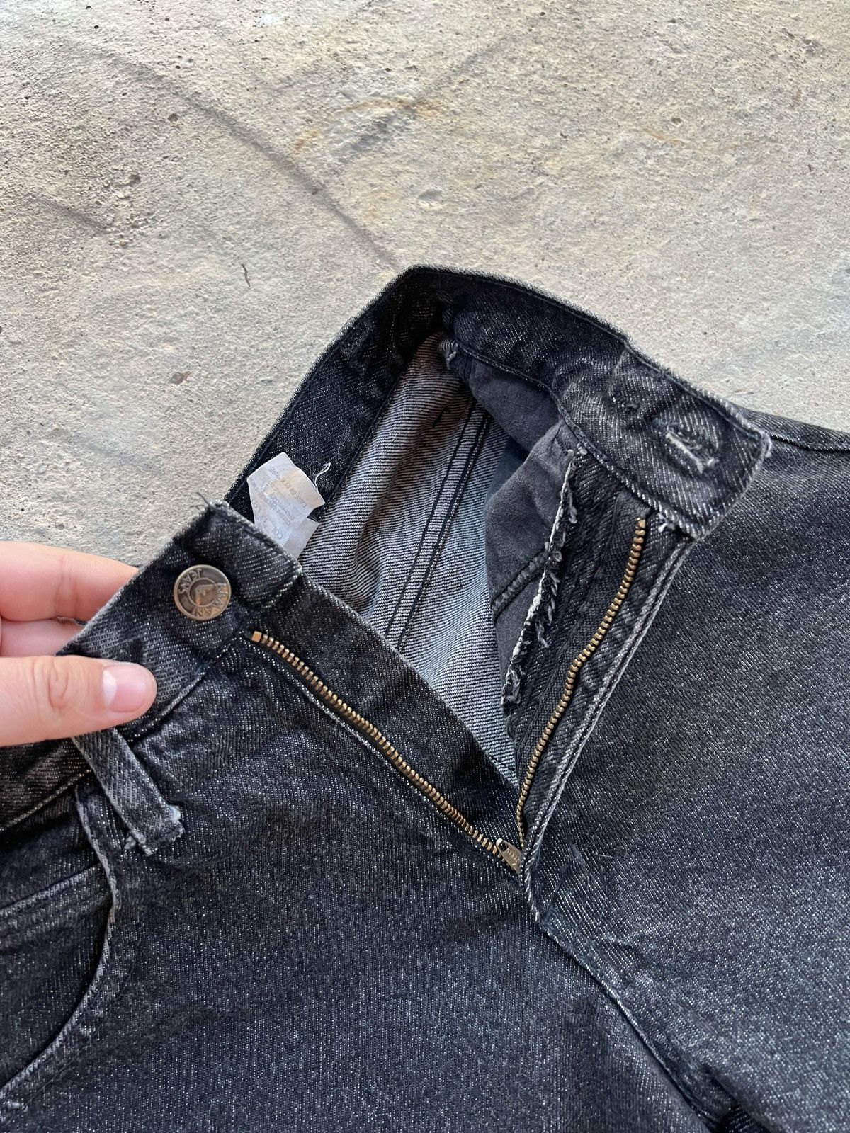 Giorgio Armani Vintage Armani Jeans Size 28" / US 6 / IT 42 - 7 Thumbnail