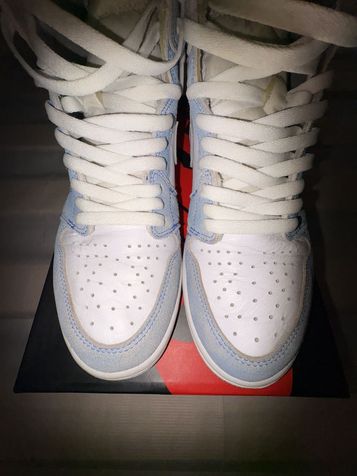 Jordan Brand Jordan 1 Retro High OG “Hyper Royal” Size US 10 / EU 43 - 17 Thumbnail