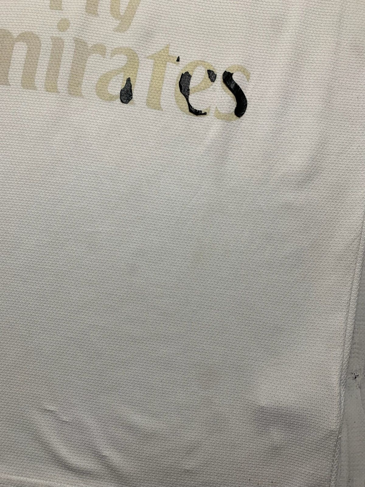 Adidas × Vintage Vintage adidas Real Madrid soccer jersey size M Size US M / EU 48-50 / 2 - 5 Thumbnail