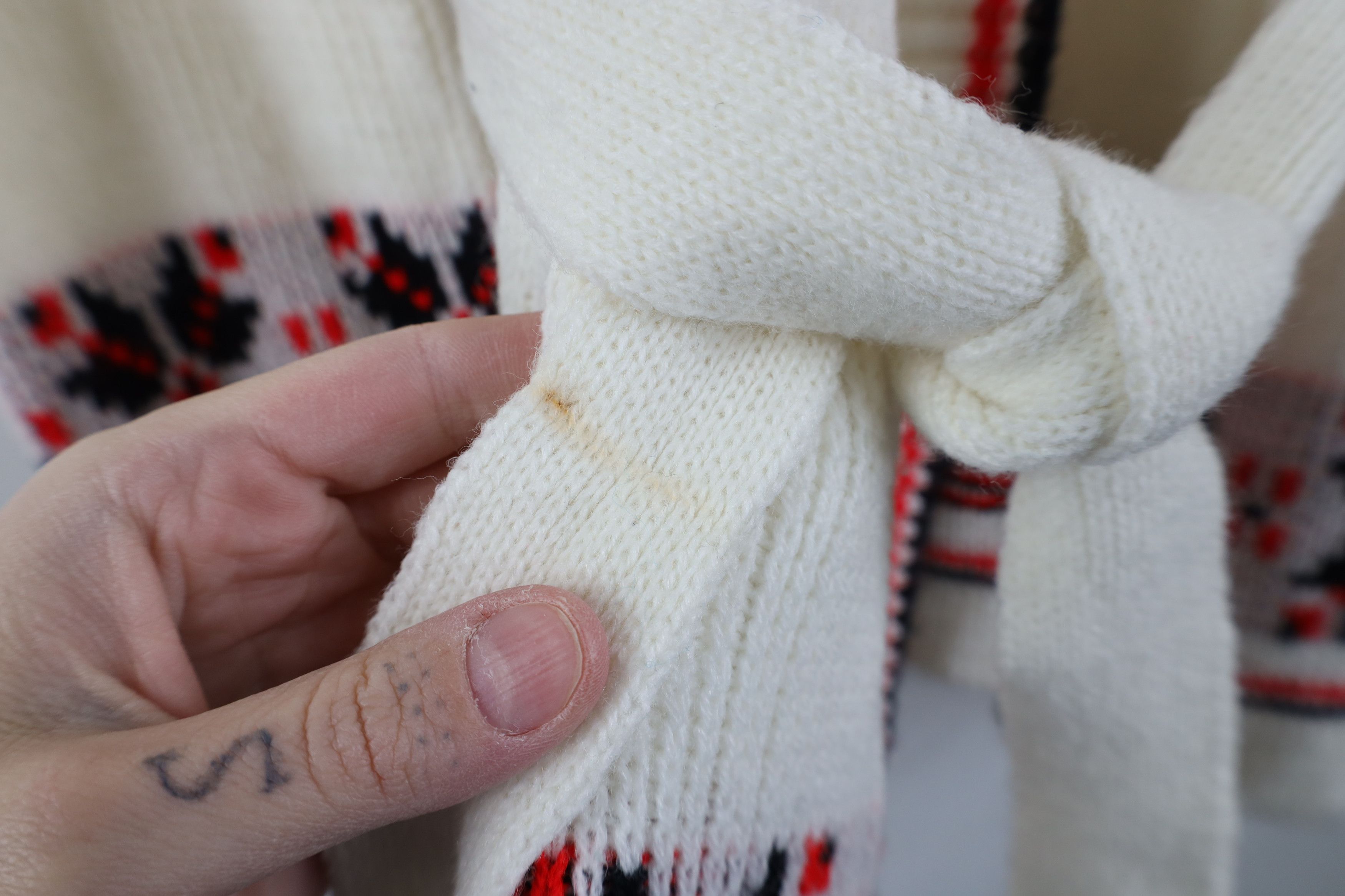Vintage Vintage 70s Streetwear Belted Snowflake Cardigan Sweater USA Size L / US 10 / IT 46 - 6 Thumbnail