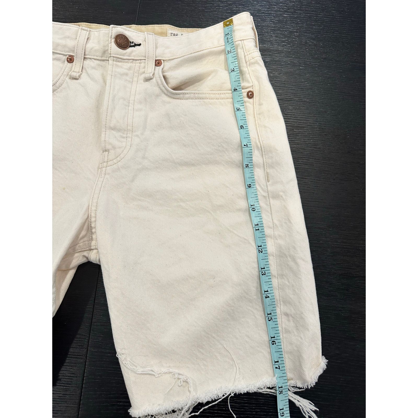 Rag & Bone Rag & Bone Maya High Rise Walking Short Bone White size 25 Size 25" / US 0 / IT 36 - 7 Thumbnail